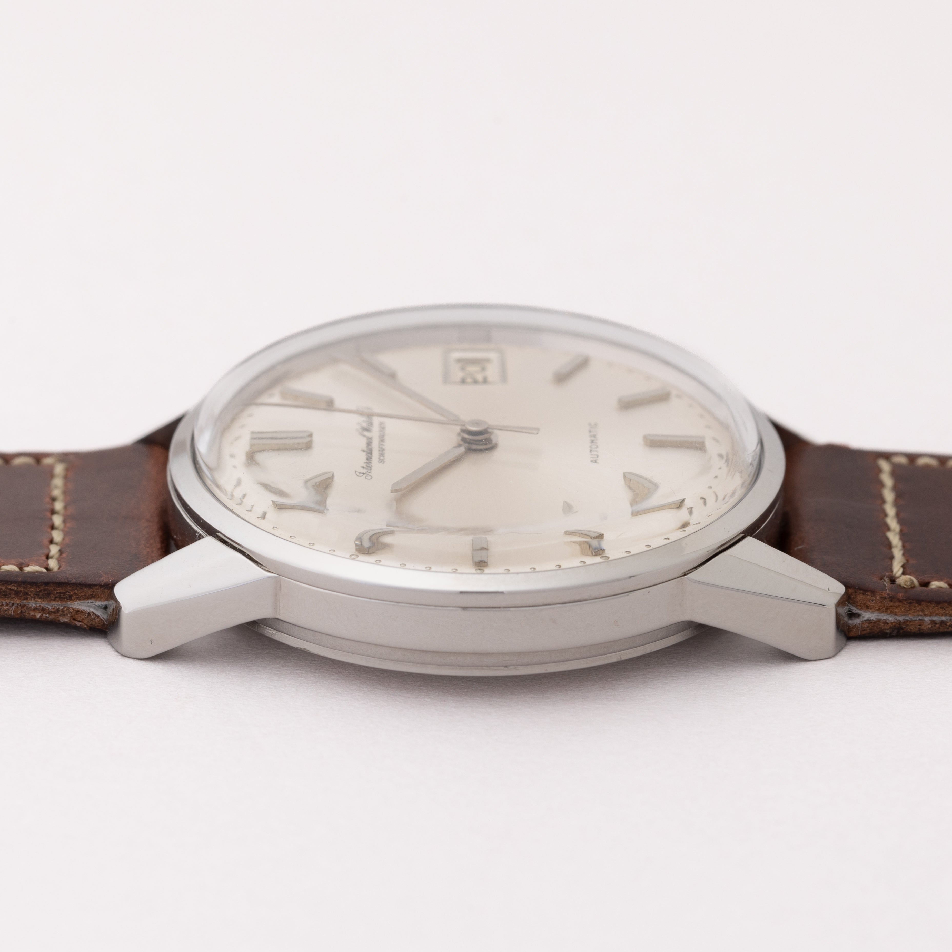 IWC ラウンドケース 1964年製 オートマチック Cal.8541