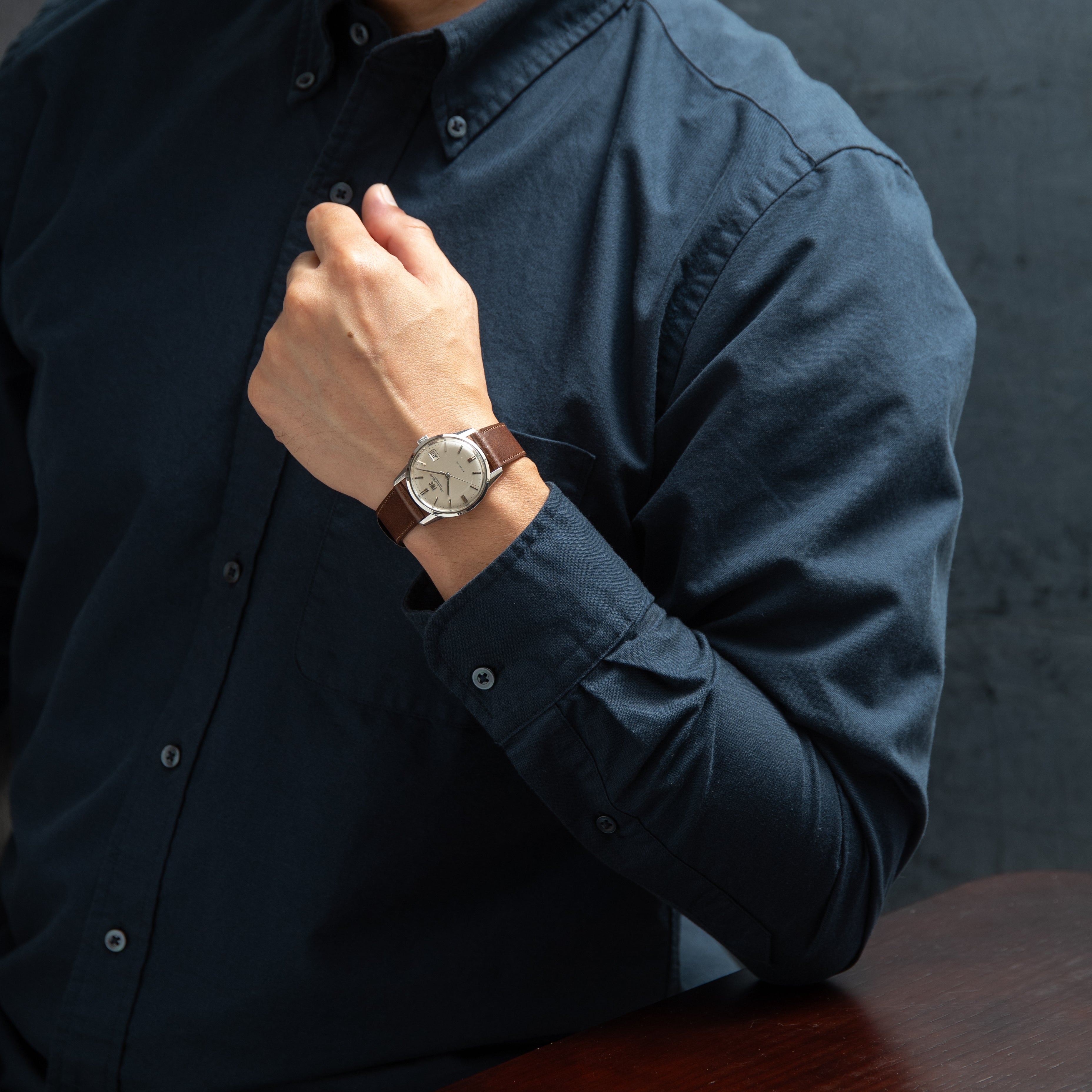 IWC ラウンドケース 1970年製/昭和45年製 Cal.8541B 自動巻き