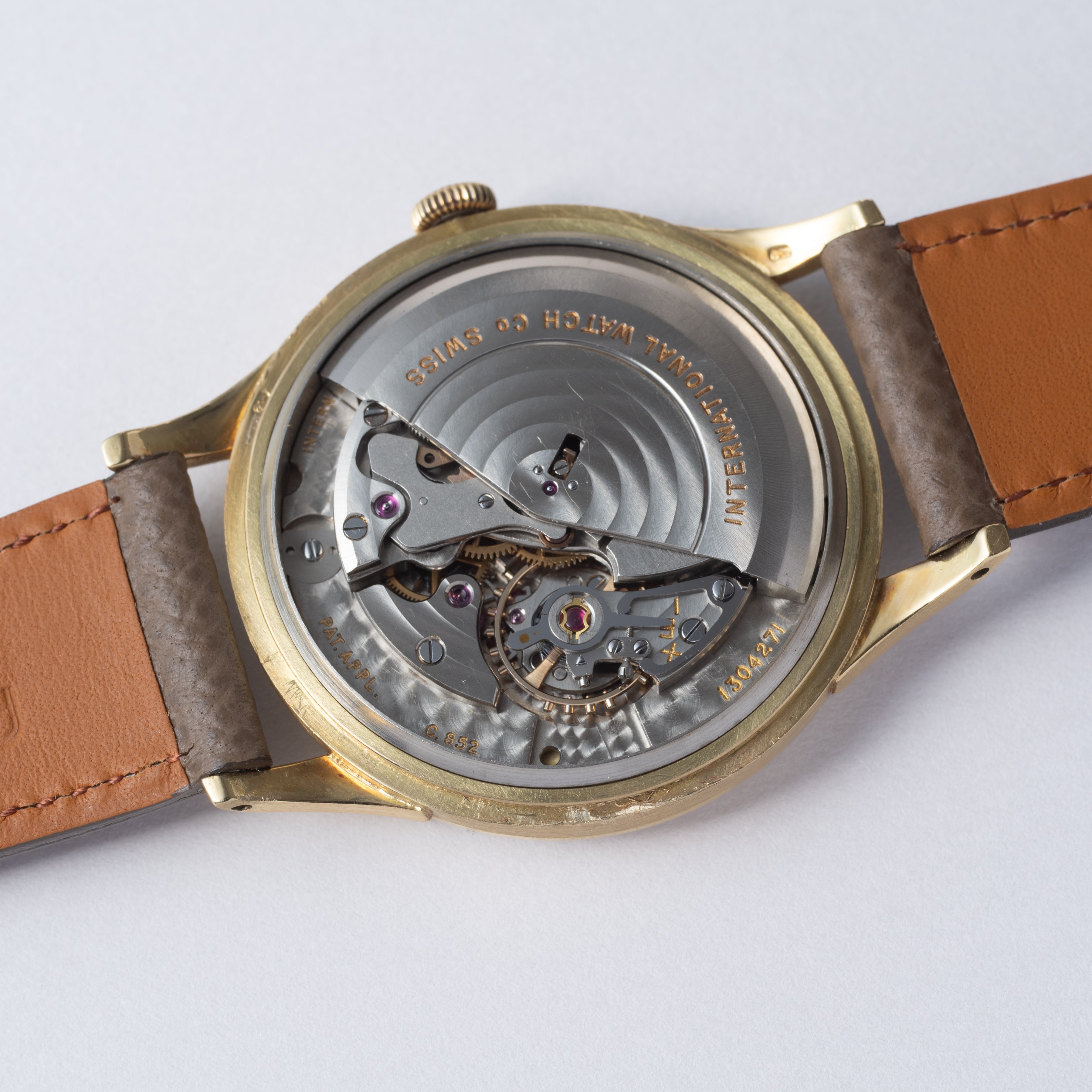 IWC ラウンドケース 18金無垢 オートマチック Cal.852 1953年製