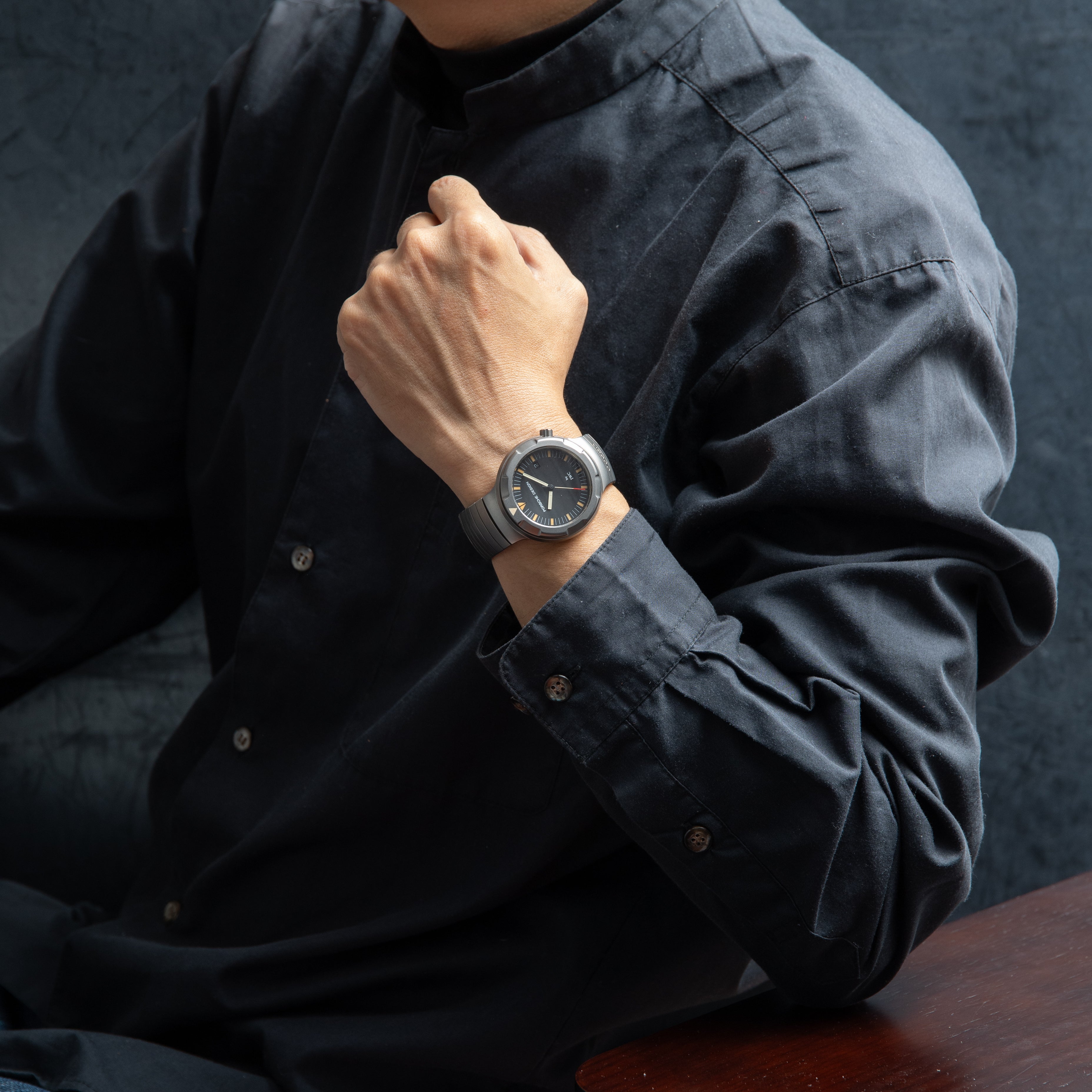 IWC ポルシェデザイン オーシャン2000 トリチウム 2000m防水 ダイバーズウオッチ 1992年 箱、国際保証書付き