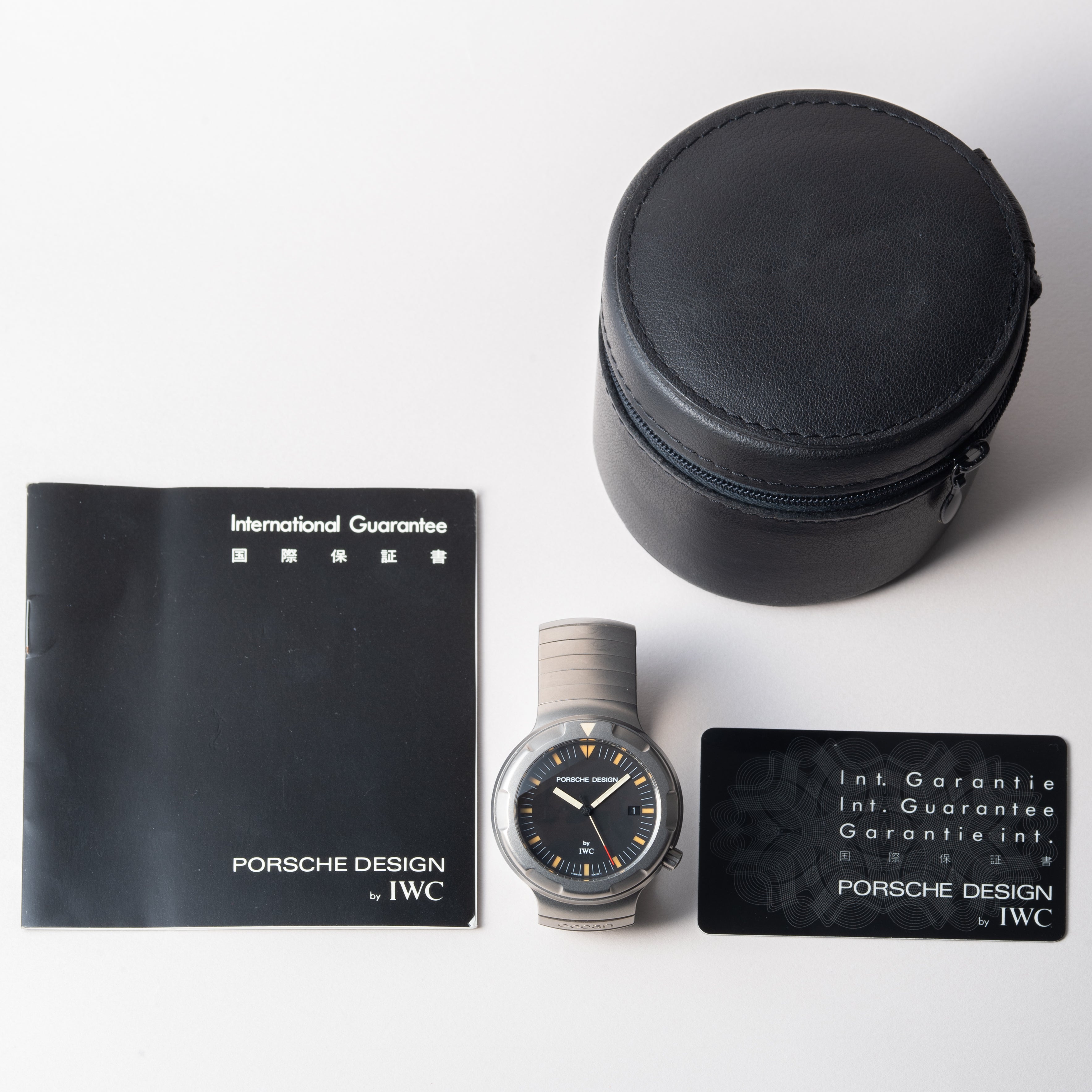 IWC ポルシェデザイン オーシャン2000 トリチウム 2000m防水 ダイバーズウオッチ 1992年 箱、国際保証書付き