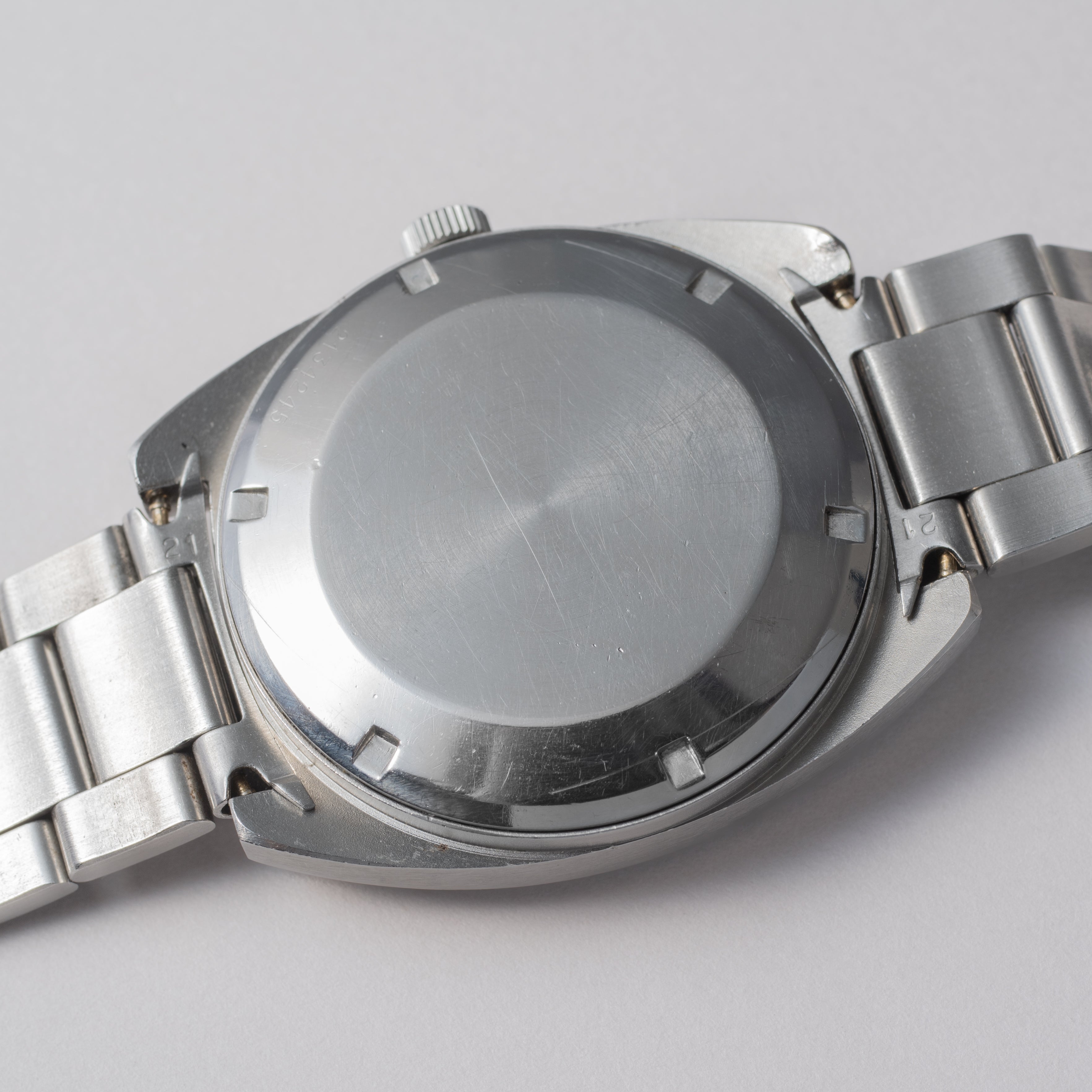 IWC トノー型 オートマチック 1977年製 Cal.8541B