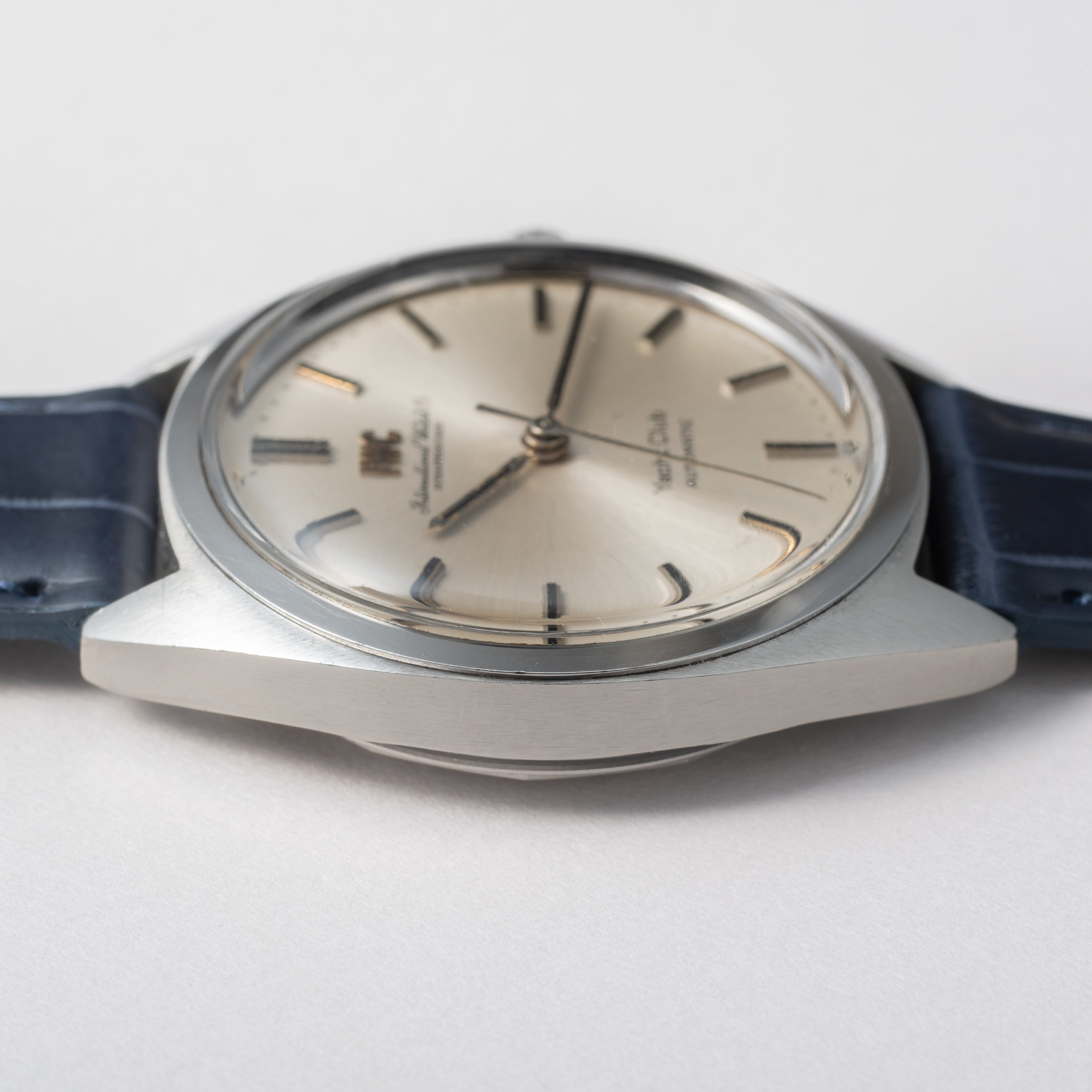 IWC ヨットクラブ 1973年製 Ref.811 ノンデイト Cal.854B 純正尾錠付き