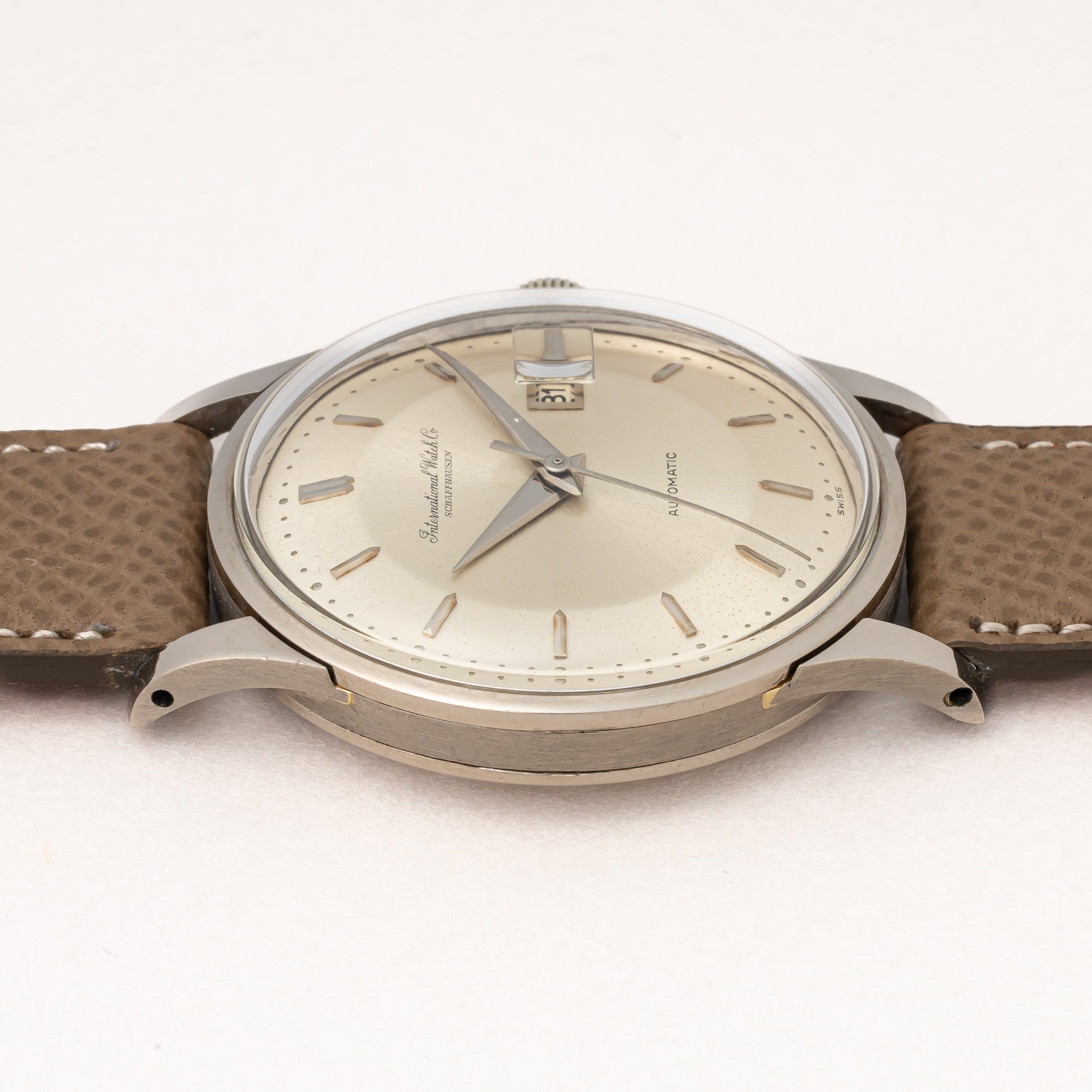 IWC 18金無垢ホワイトゴールドケース 1961年製 寄り目 ペラトン式Cal.8531 お魚リューズ