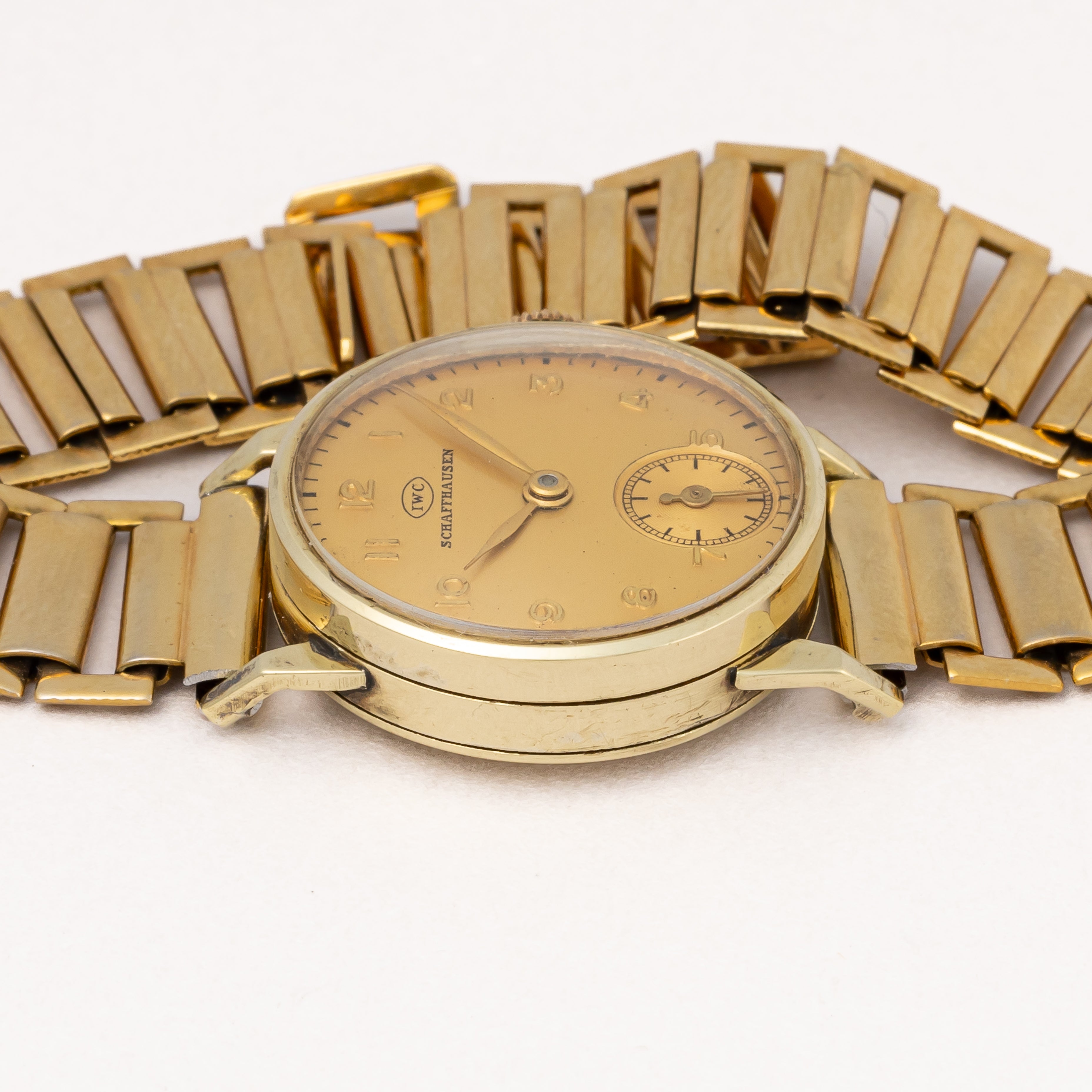 IWC 14金無垢 ラウンドケース 手巻き 1939年製 cal.94 スモールセコンド