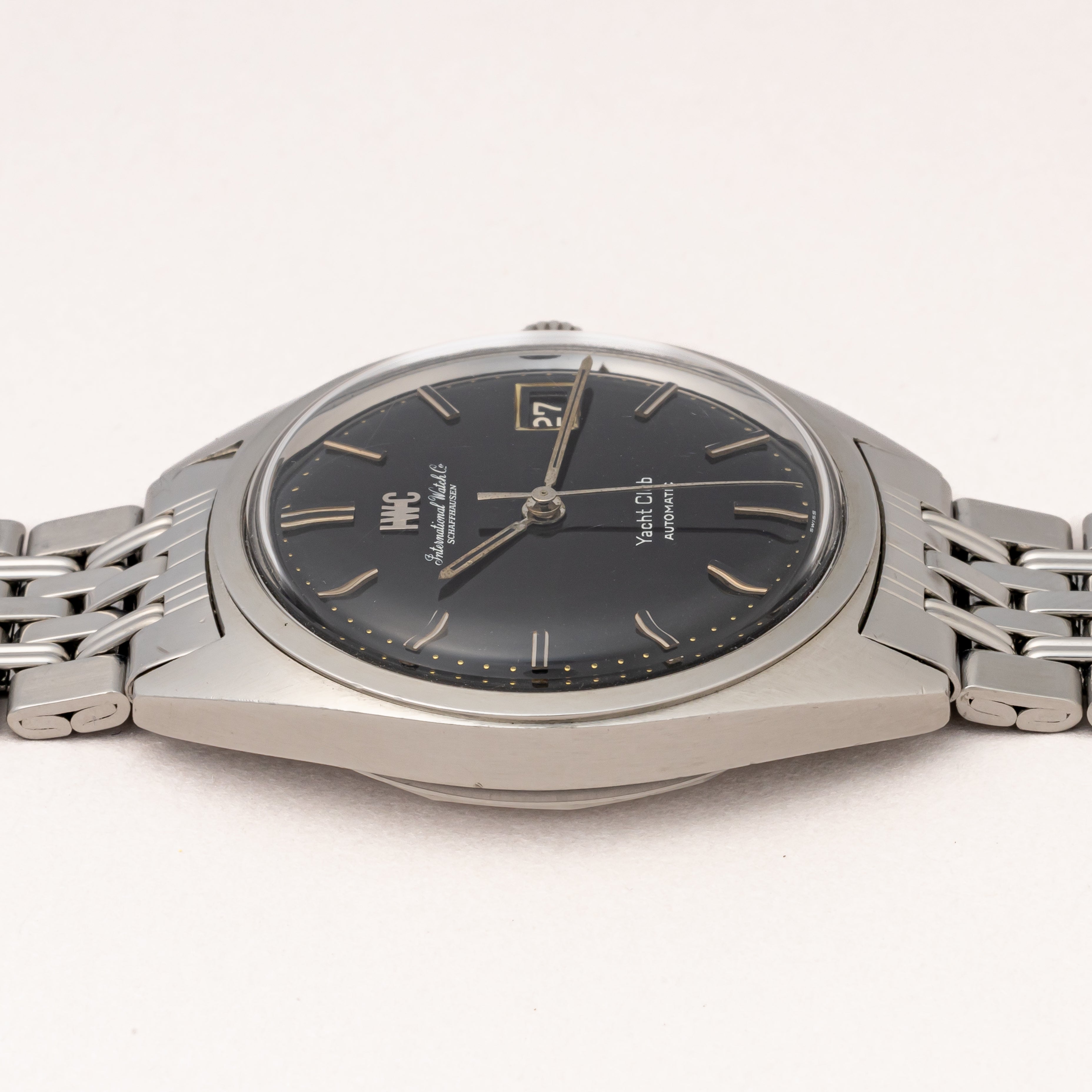 IWC ヨットクラブ 1966年製 オリジナルブラックダイヤル 純正ゲイフレアーブレス Cal.8541