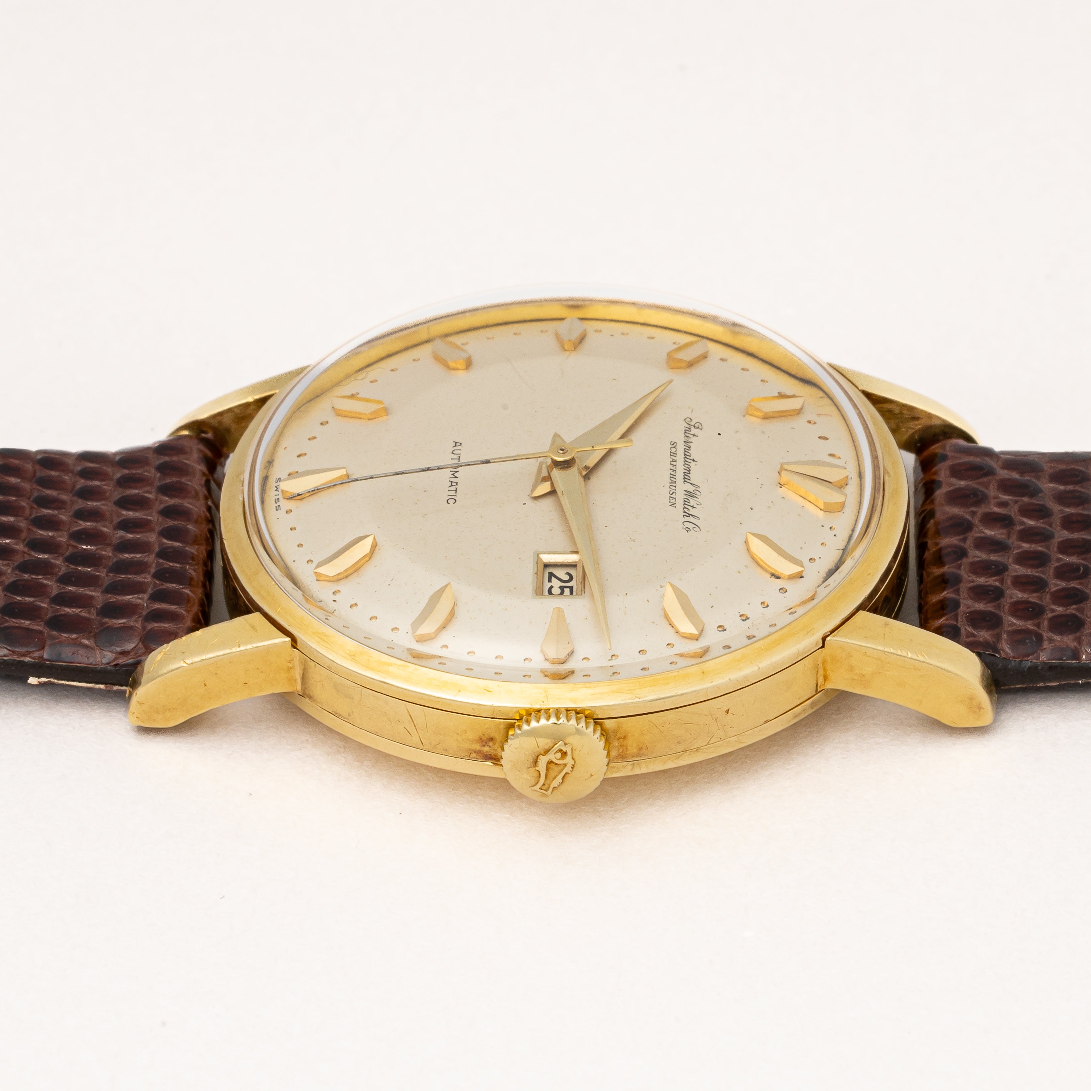 IWC ラウンドケース オートマチック 18金無垢 1960年製/昭和35年製 寄り目 Cal.8531