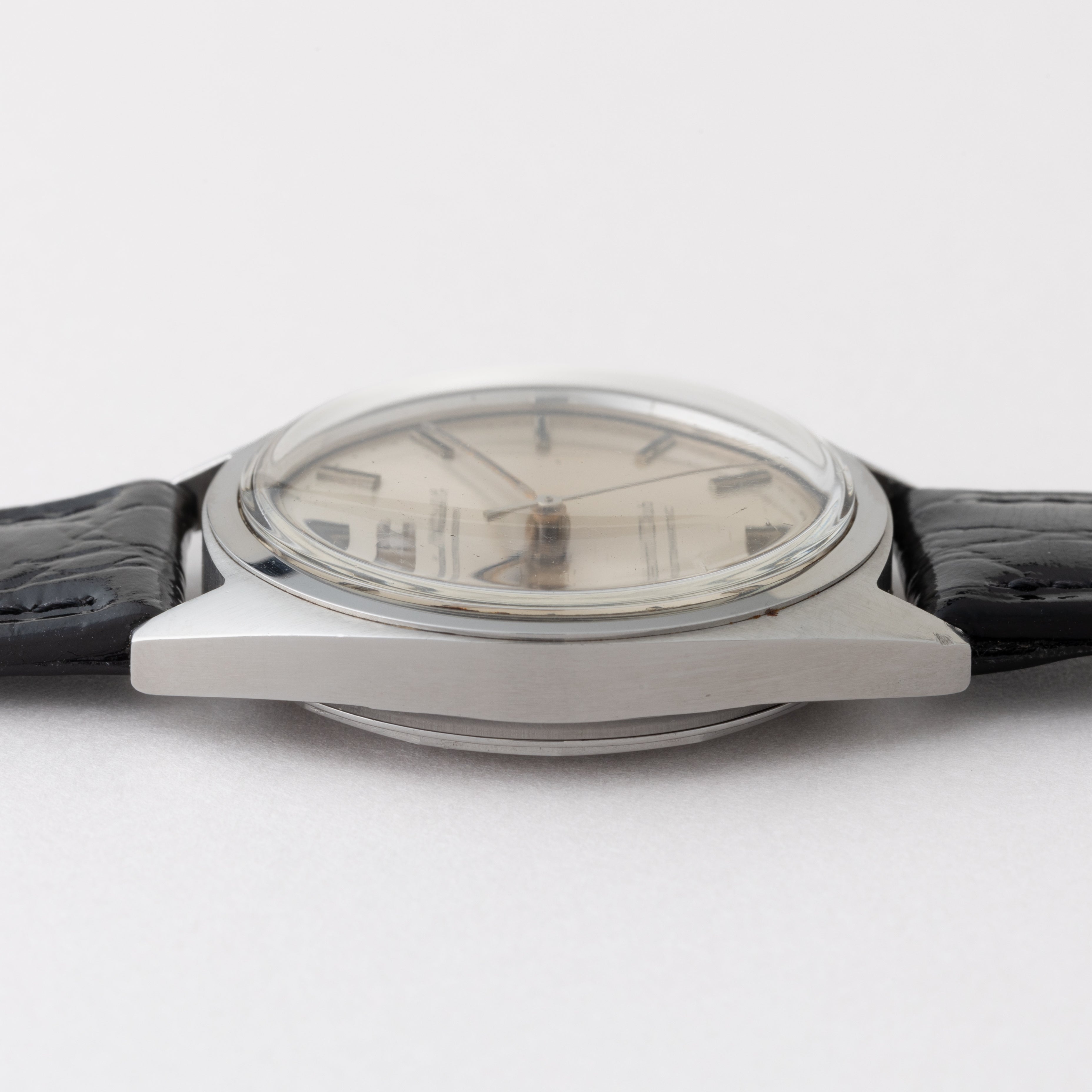 IWC ヨットクラブ ノンデイト Ref.R811 1969年製 純正尾錠付き