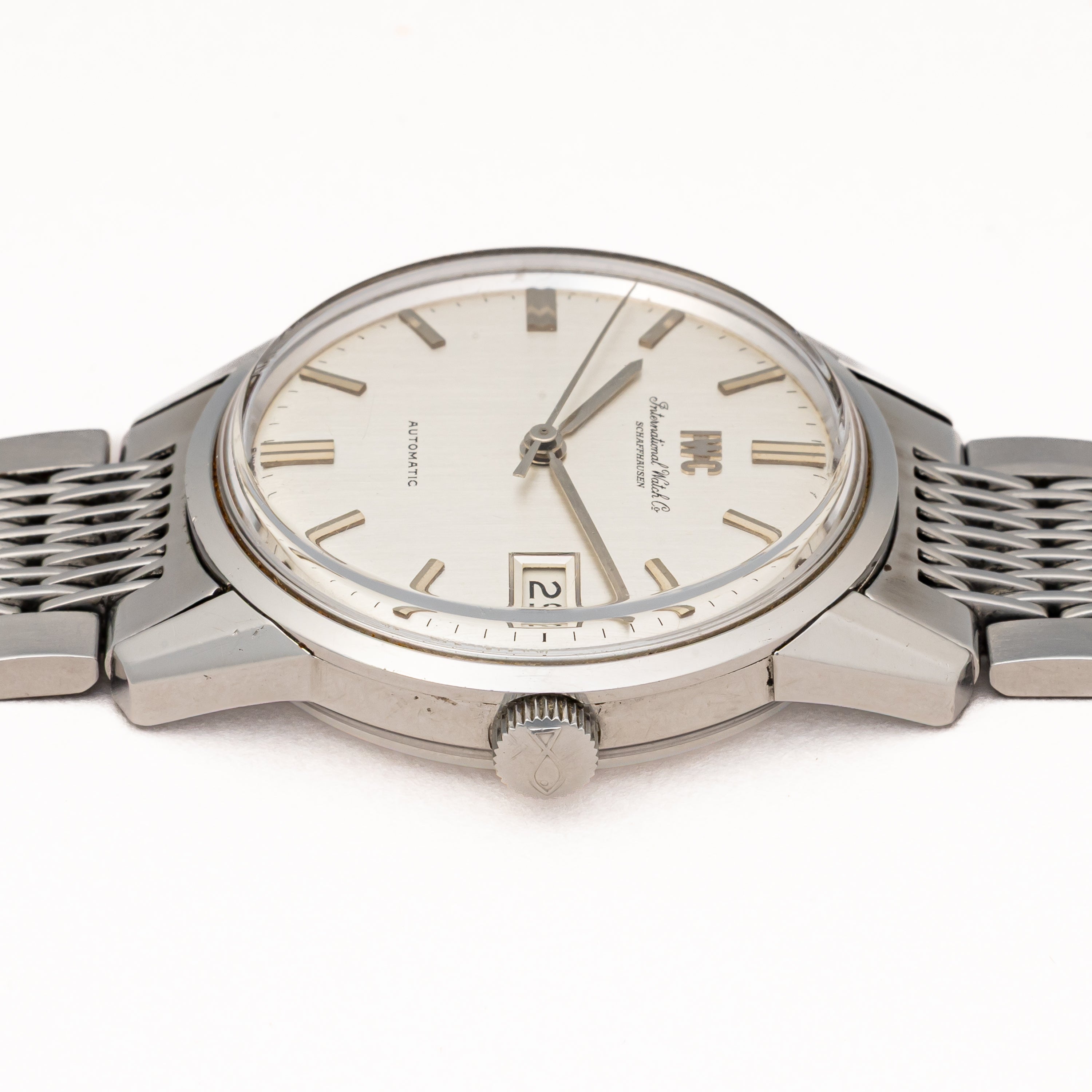 IWC ラウンドケース 自動巻き 1970年製(昭和45年製) Ref.R810A Cal.8541B 純正ブレス付き