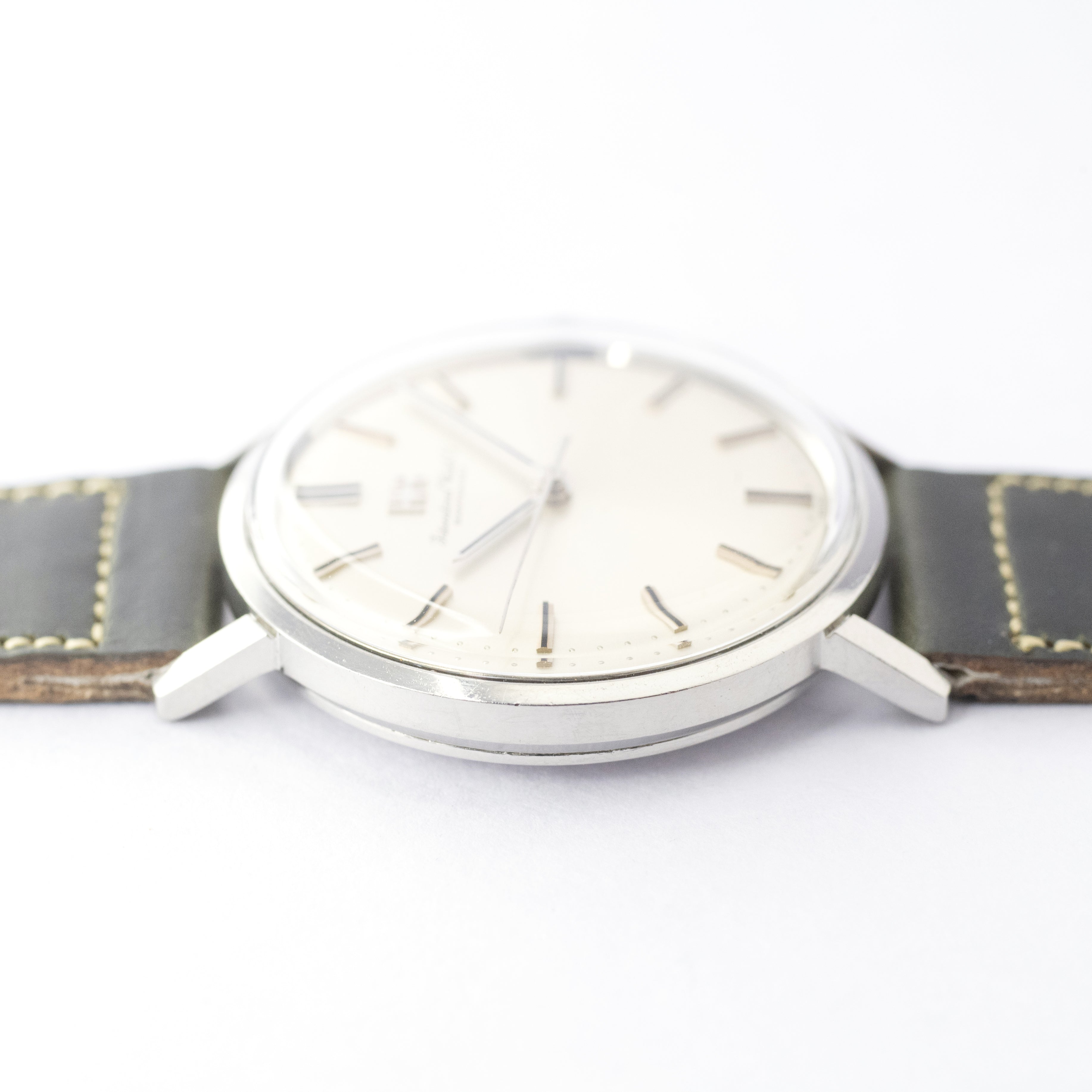 IWC ラウンド Cal.89 1973年製 手巻き