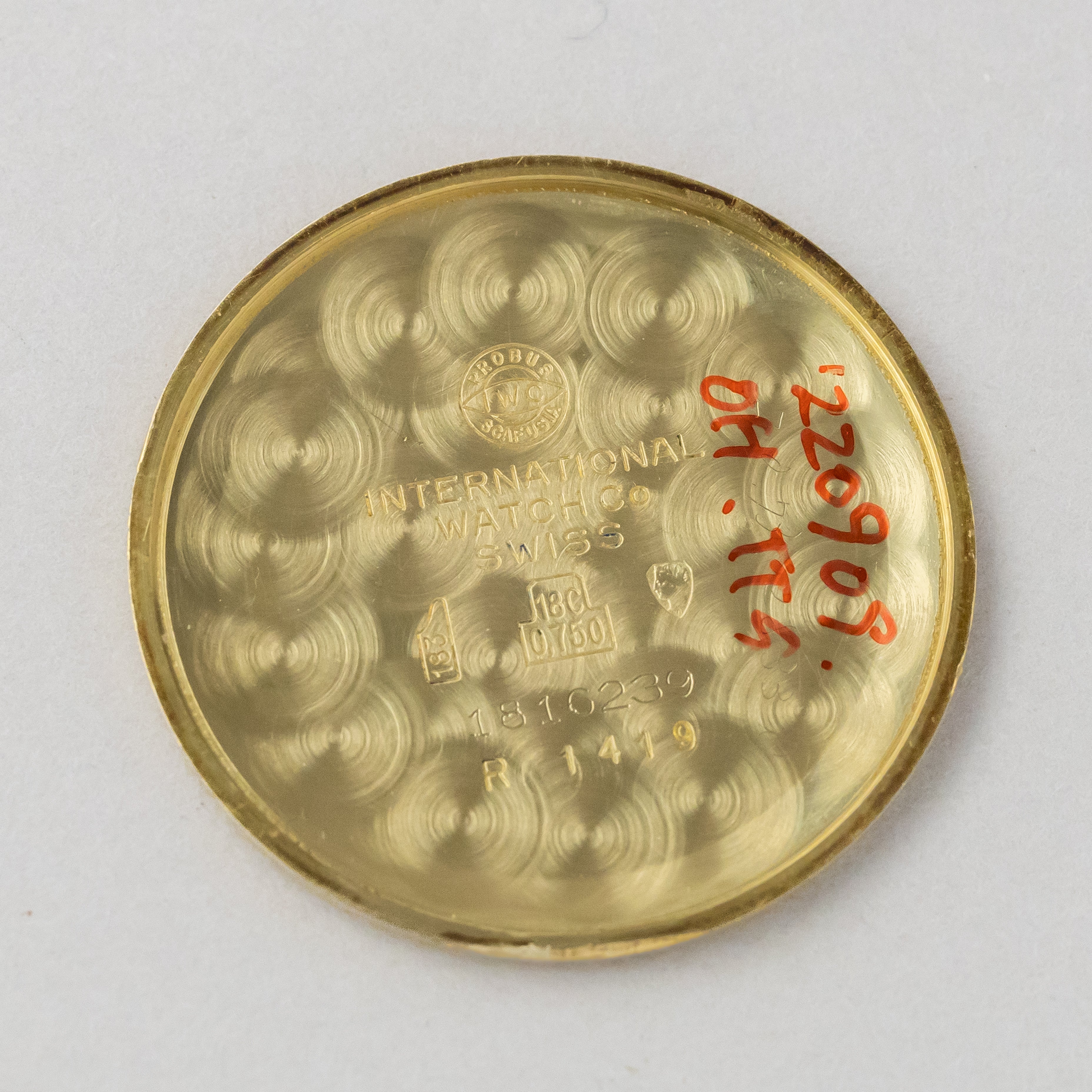 IWC 18金無垢ケース 1967年製 Cal.402 手巻き式 オリジナルダイヤル
