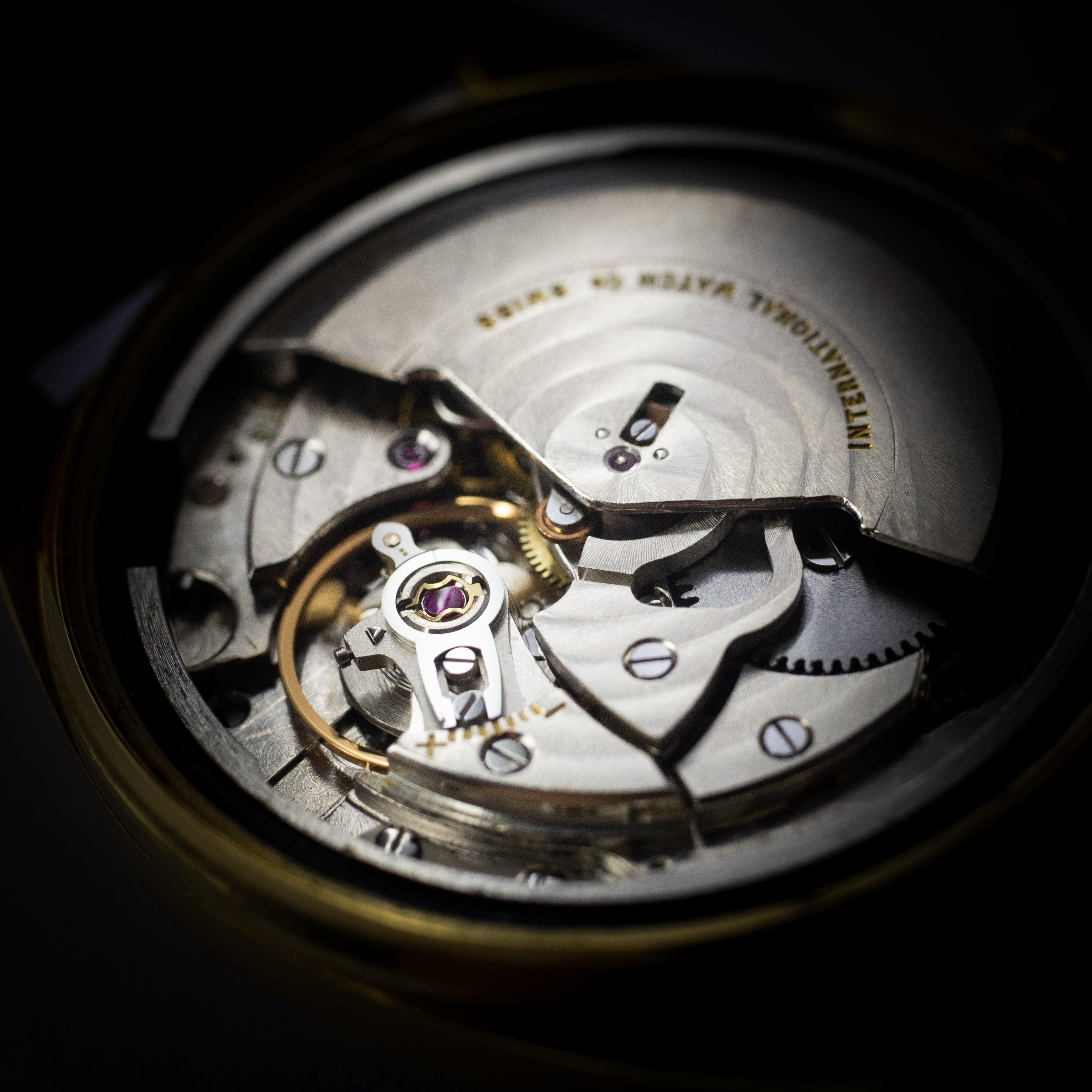 IWC ヨットクラブ 18KYG 1969年製 Ref.R811A Cal.8541B オートマチック