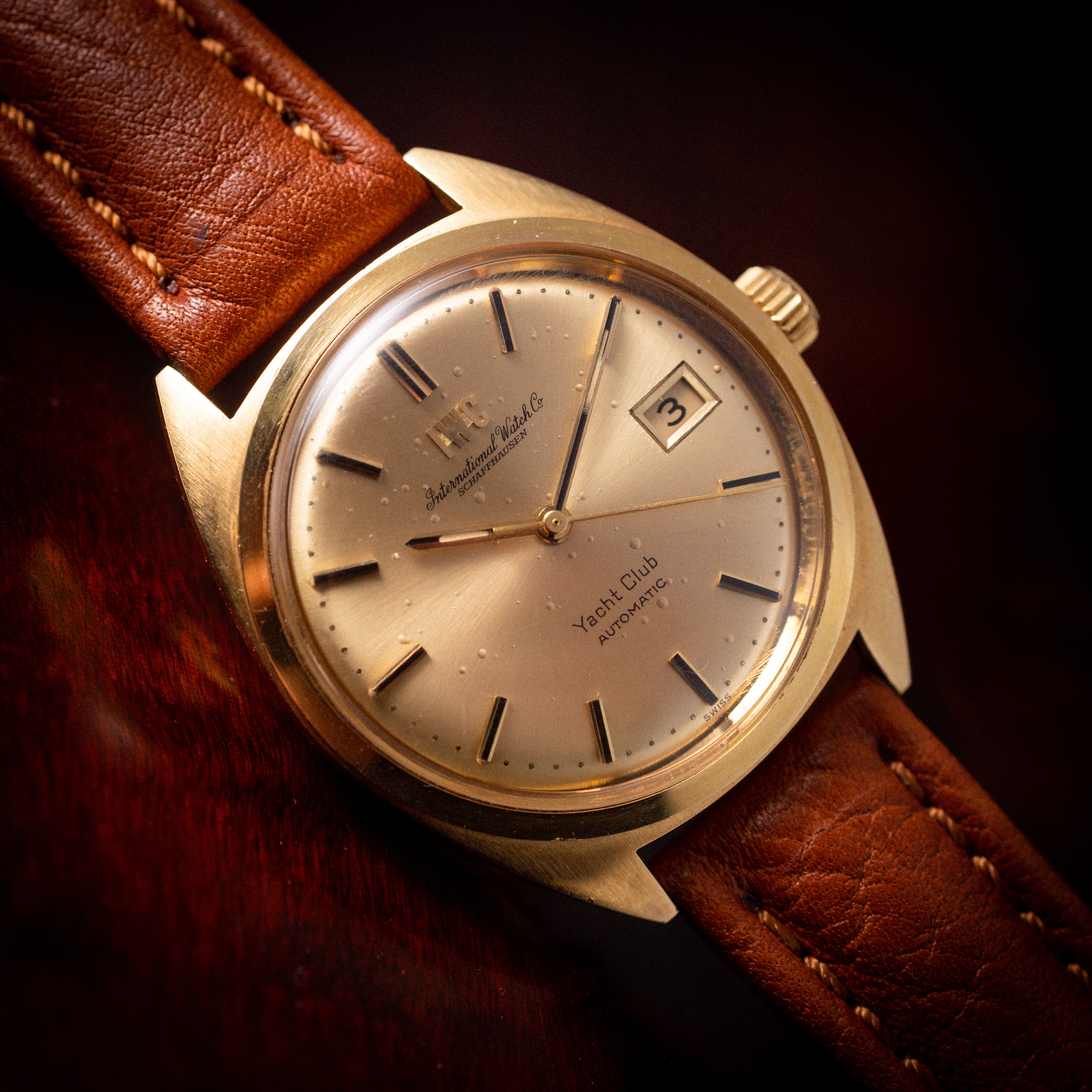 IWC ヨットクラブ 1973年製 18金無垢ケース Cal.8541B