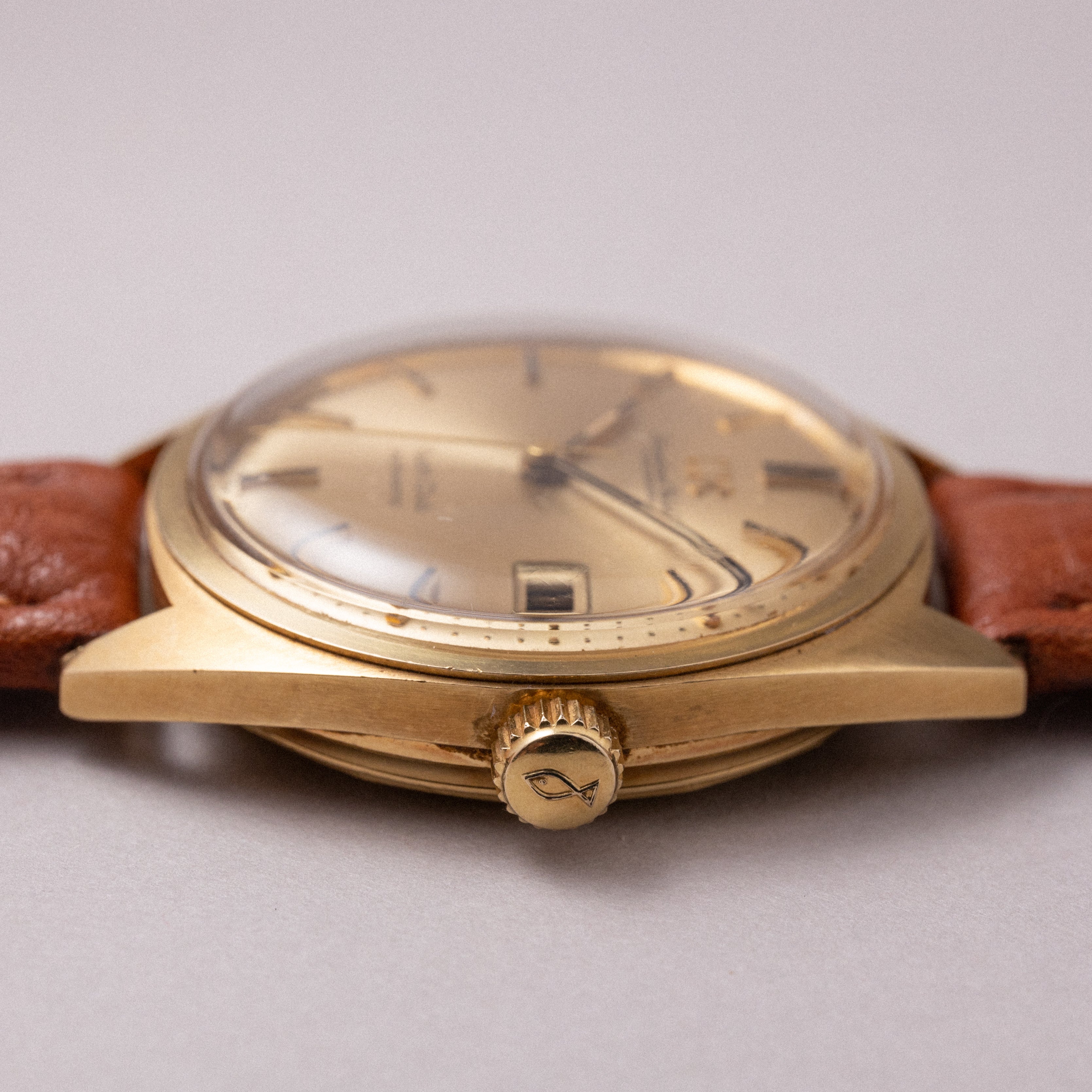 IWC ヨットクラブ 1973年製 18金無垢ケース Cal.8541B