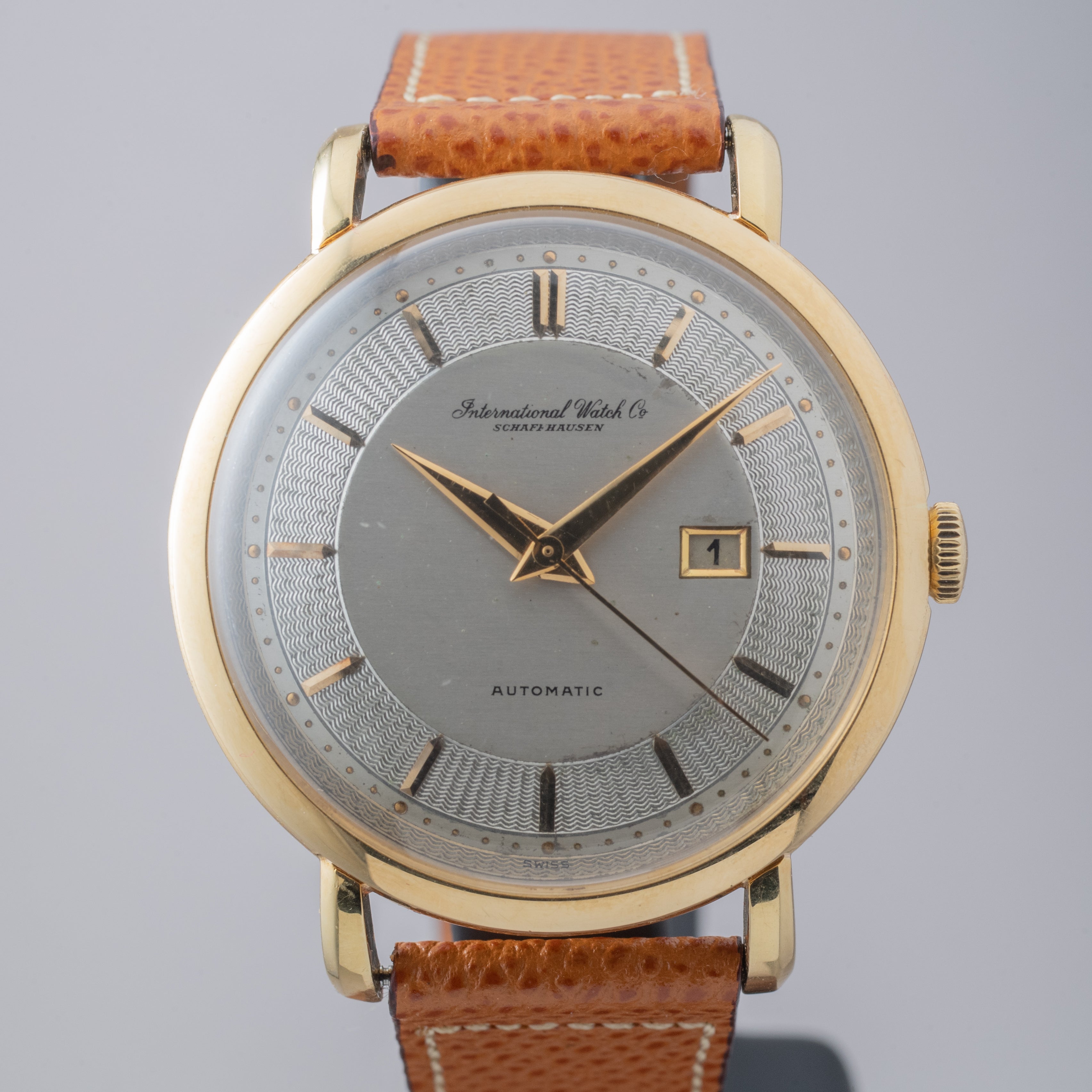 IWC 18金無垢 寄り目 1959年製 Cal.8531 ラウンドケース