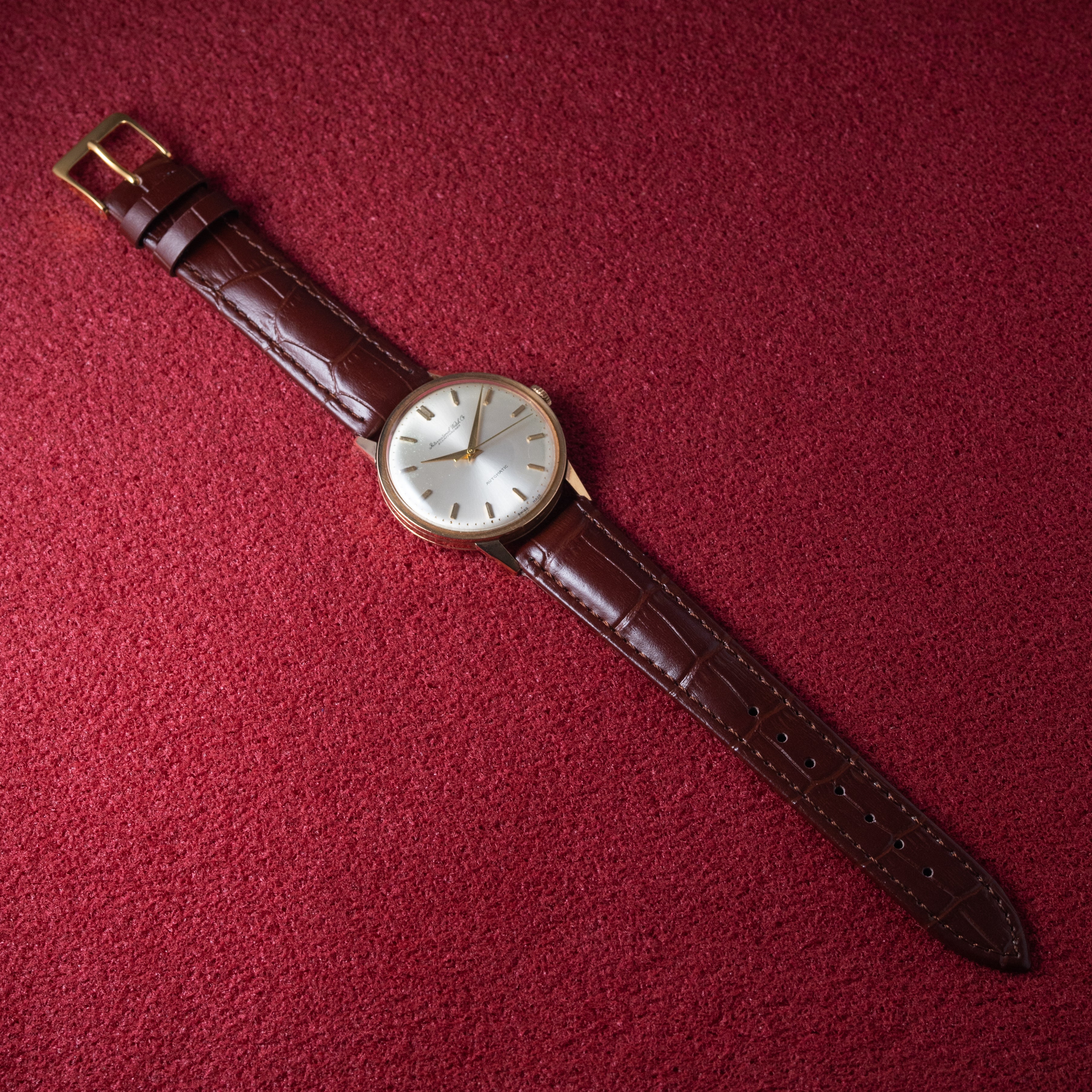 IWC 18金無垢 1967年製 ラウンドケース Cal.854