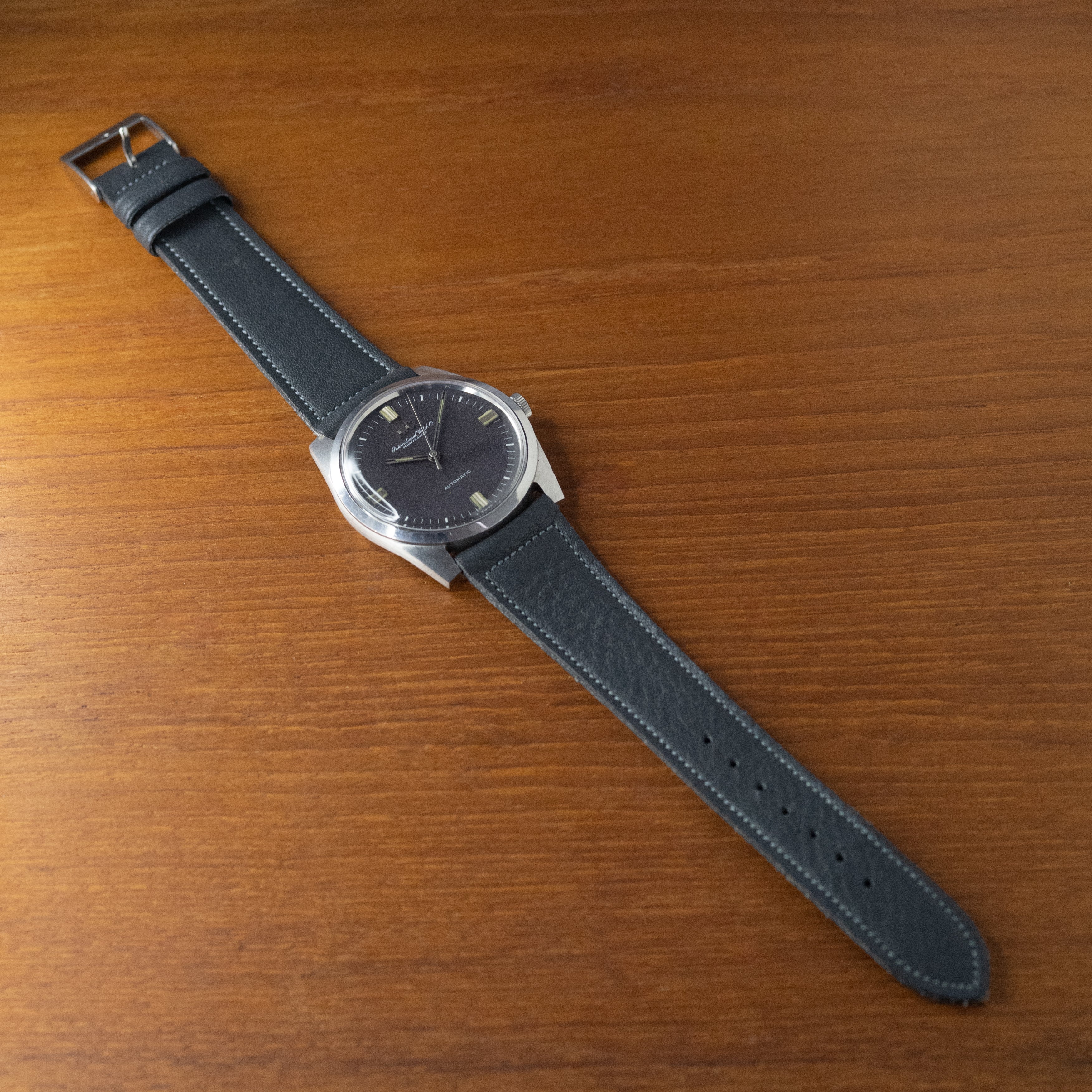 IWC レッドアイダイヤル 1967年製 オートマチック Cal.854