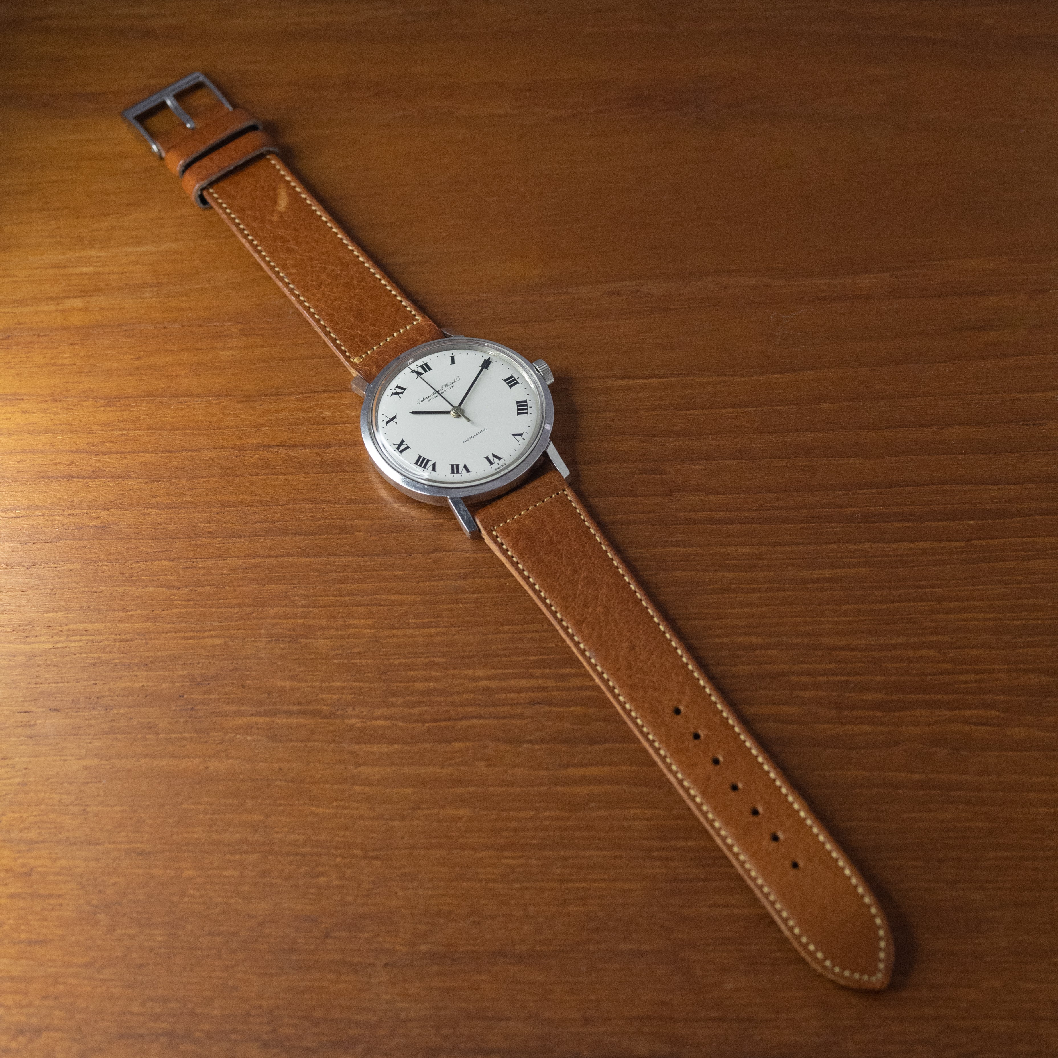 IWC ラウンド 1971年製 オートマチック Cal.854B ホワイトローマン ノンデイト