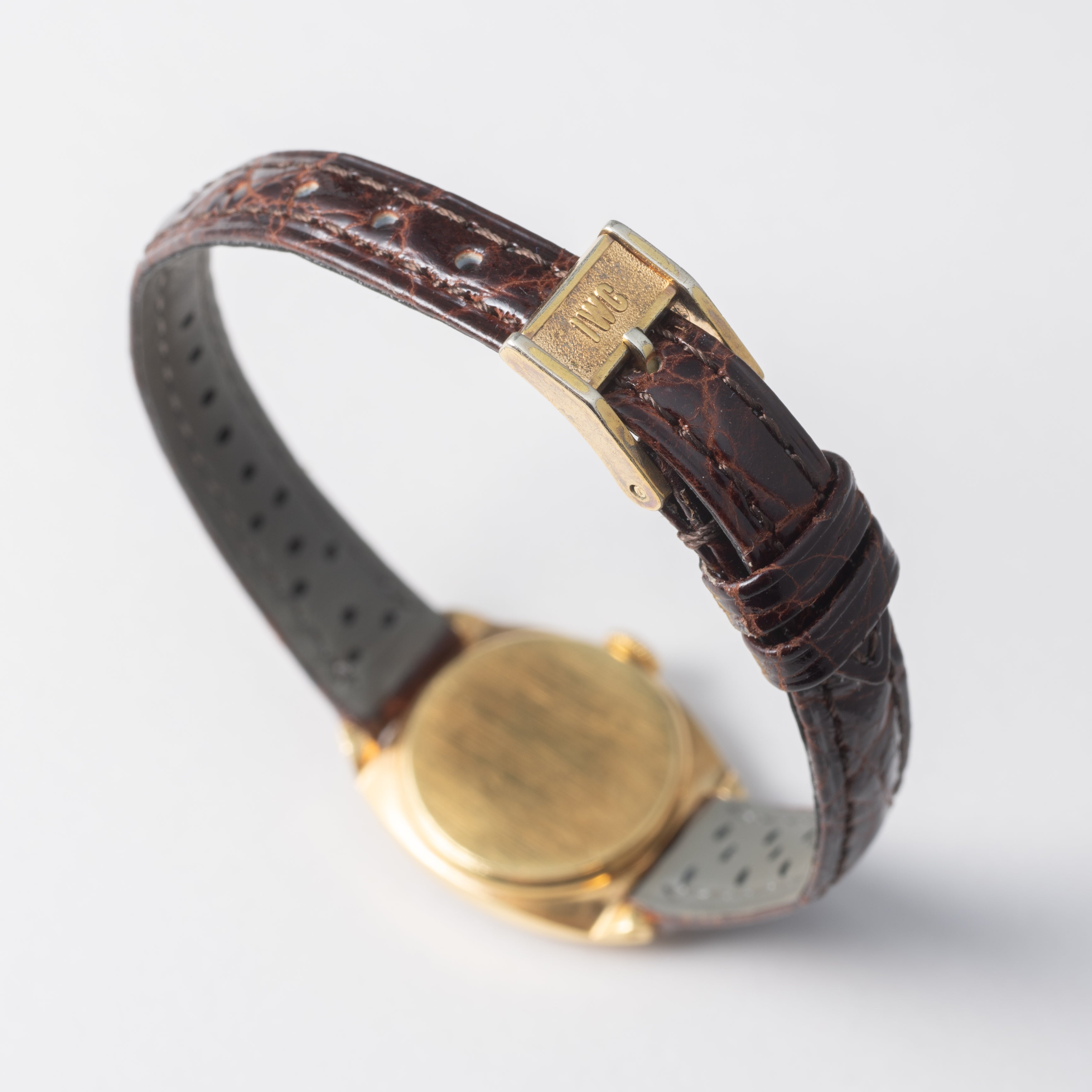 IWC レディース 18金無垢トノーケース 1967年製 手巻き Cal.41  純正尾錠付き