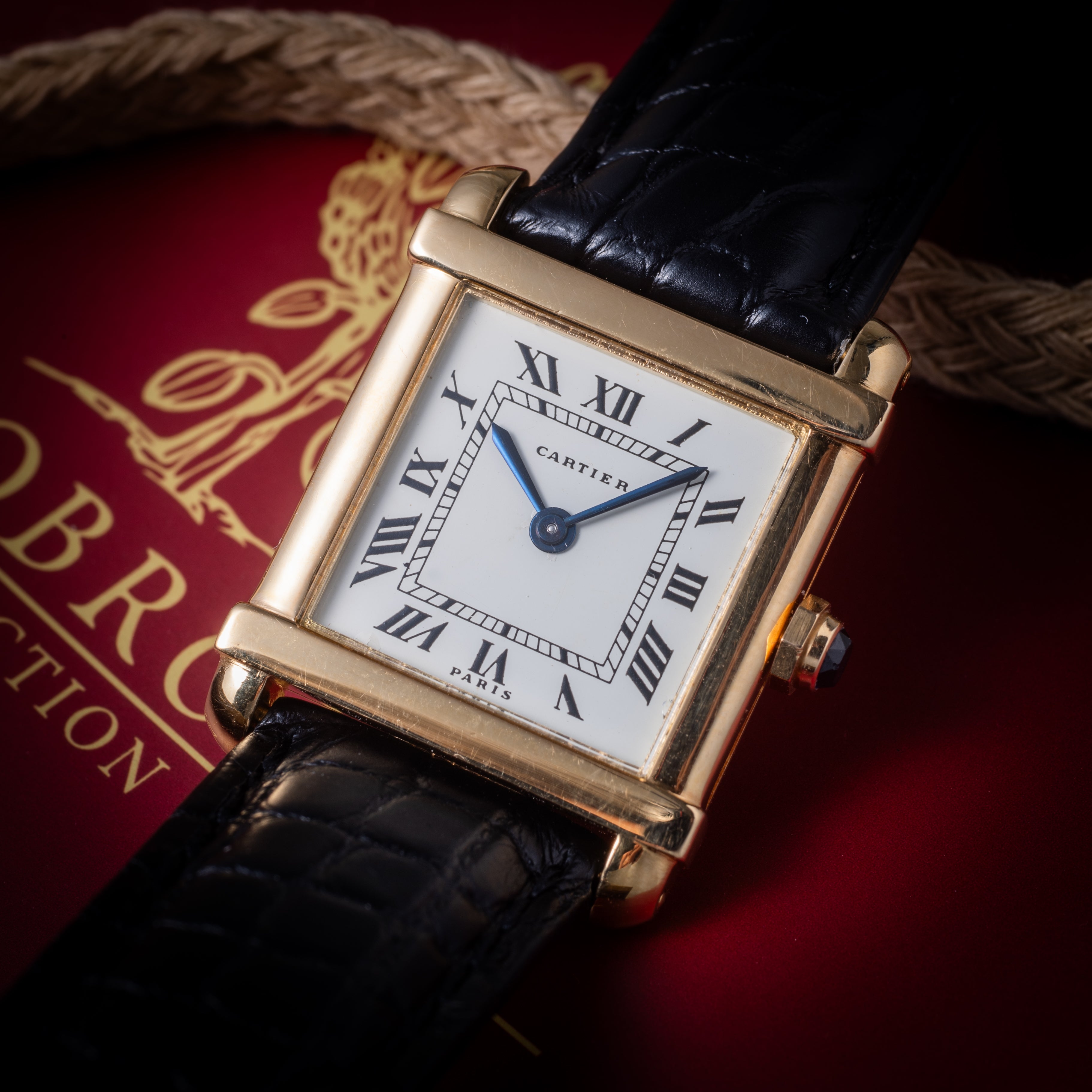 革ベルトのヴィンテージ時計