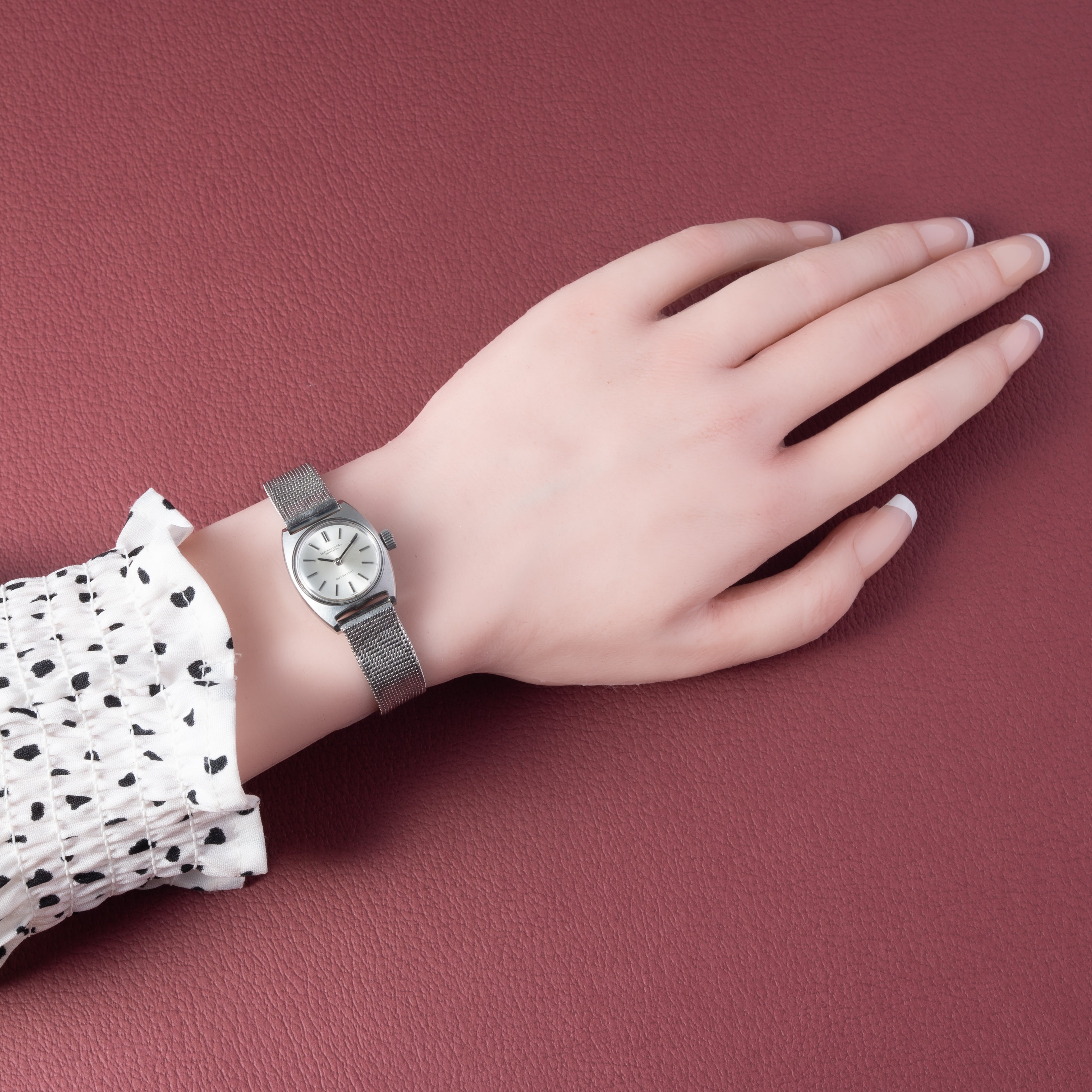 IWC レディース トノー型 1975年製 ペラトン式自動巻きCal.442 R2230A ステンレスメッシュブレス