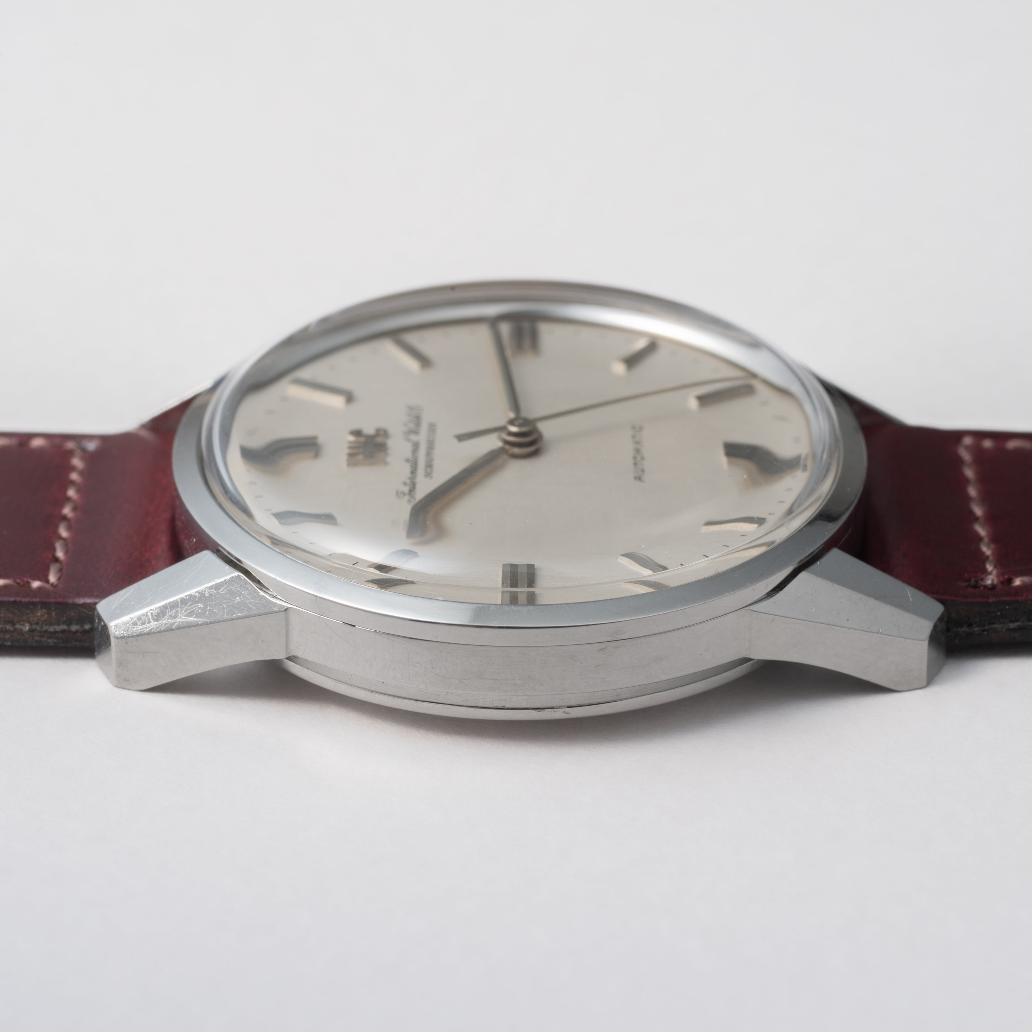 IWC ラウンドケース オートマチック 1972年製 Ref.R810AD ノンデイト ペラトン式自動巻き Cal.854B