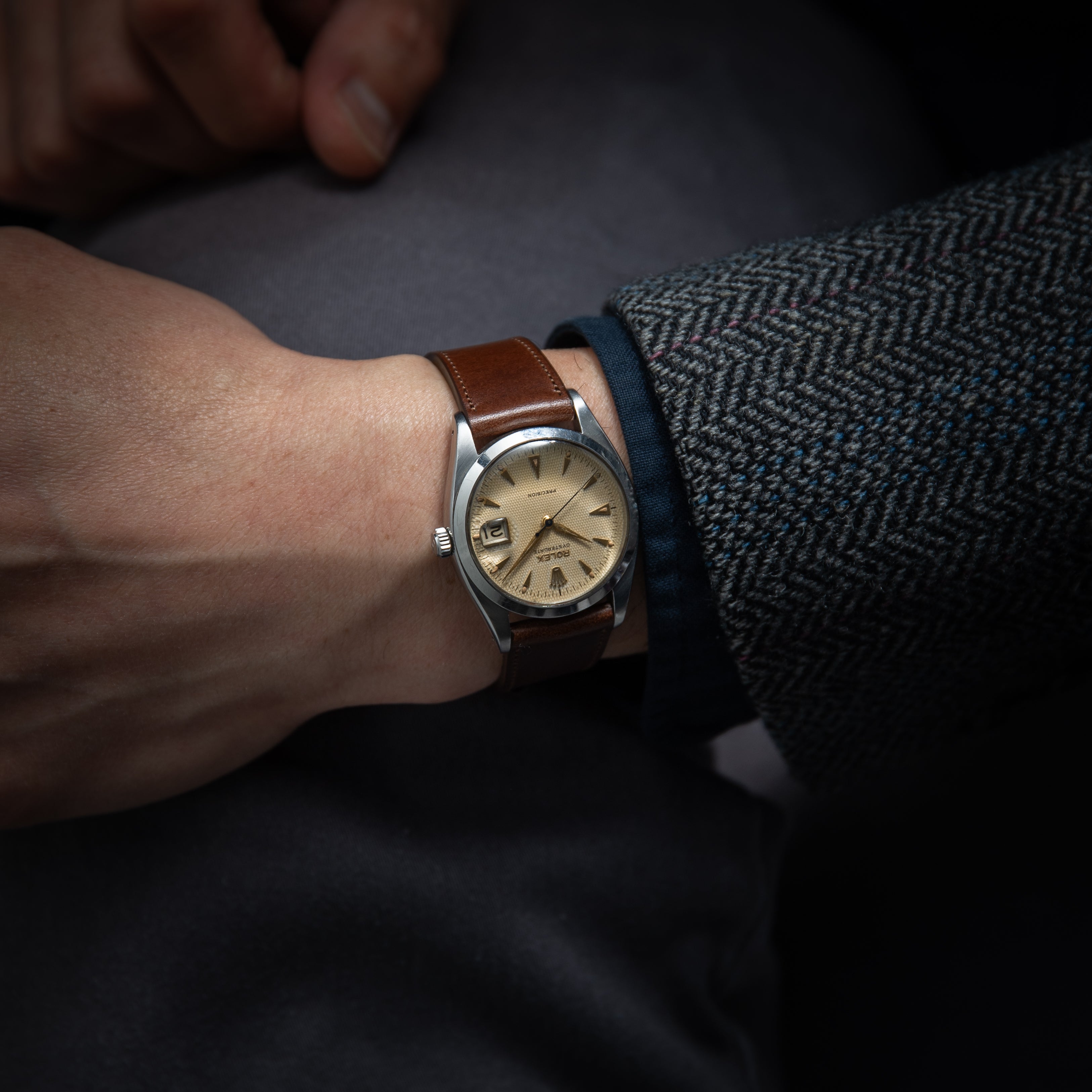 ロレックス 1954年製 Ref.6494 オイスターデイト 手巻き 赤黒カレンダー ギョーシェダイヤル