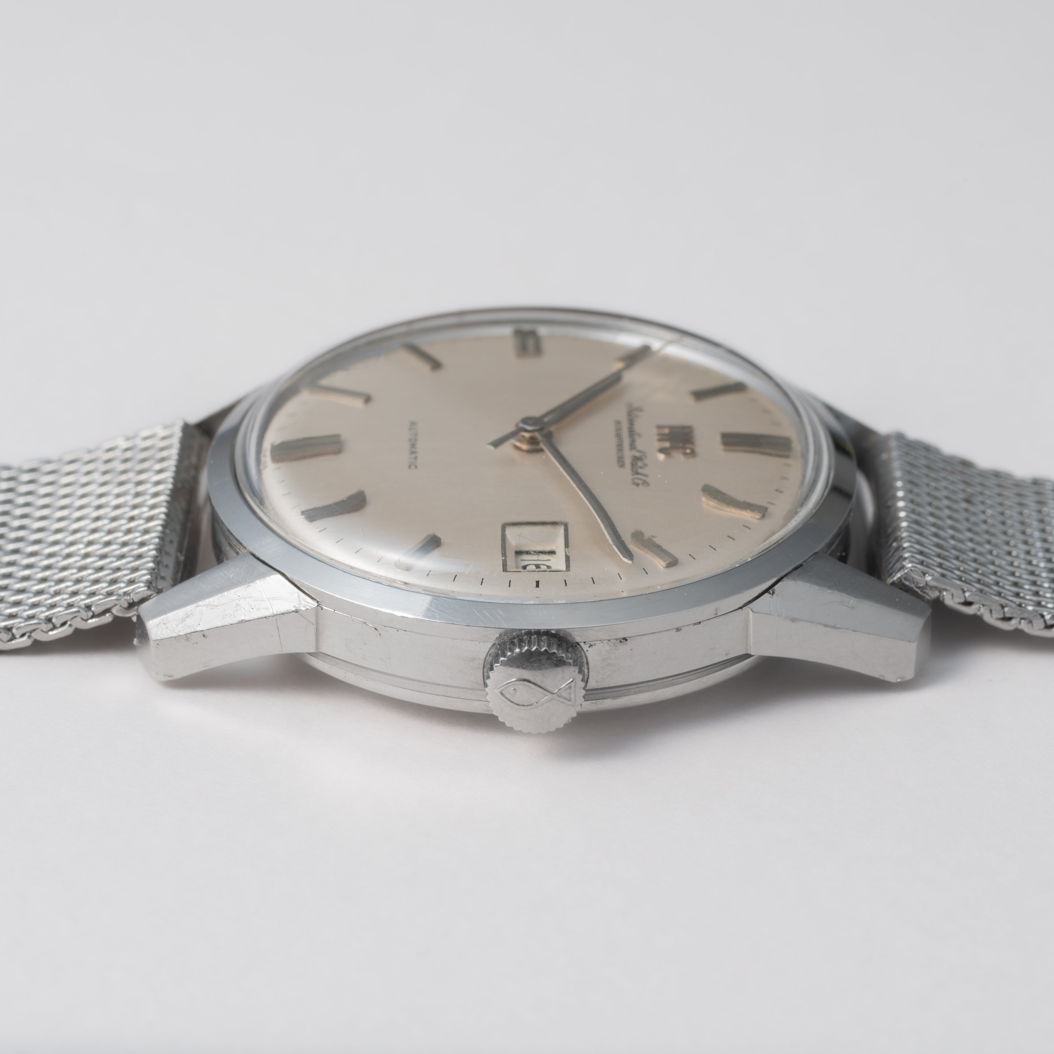 IWC ラウンドケース 1970年製(昭和45年製） Ref.R810A 純正メッシュブレス ペラトン式自動巻Cal.8541B