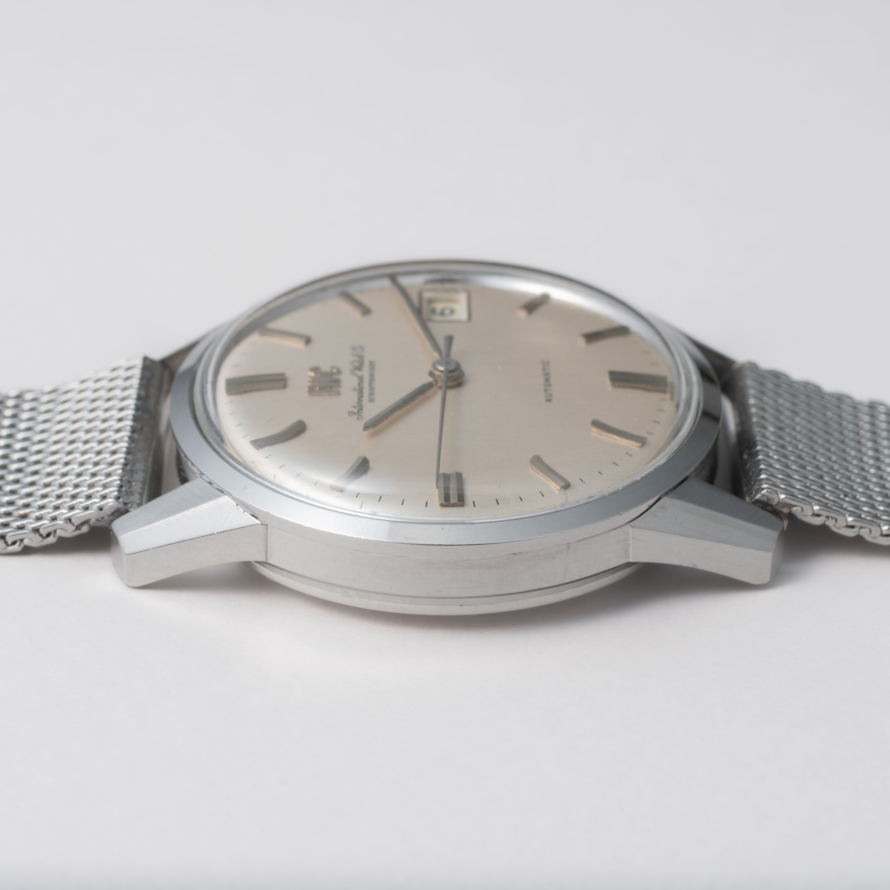 IWC ラウンドケース 1970年製(昭和45年製） Ref.R810A 純正メッシュブレス ペラトン式自動巻Cal.8541B