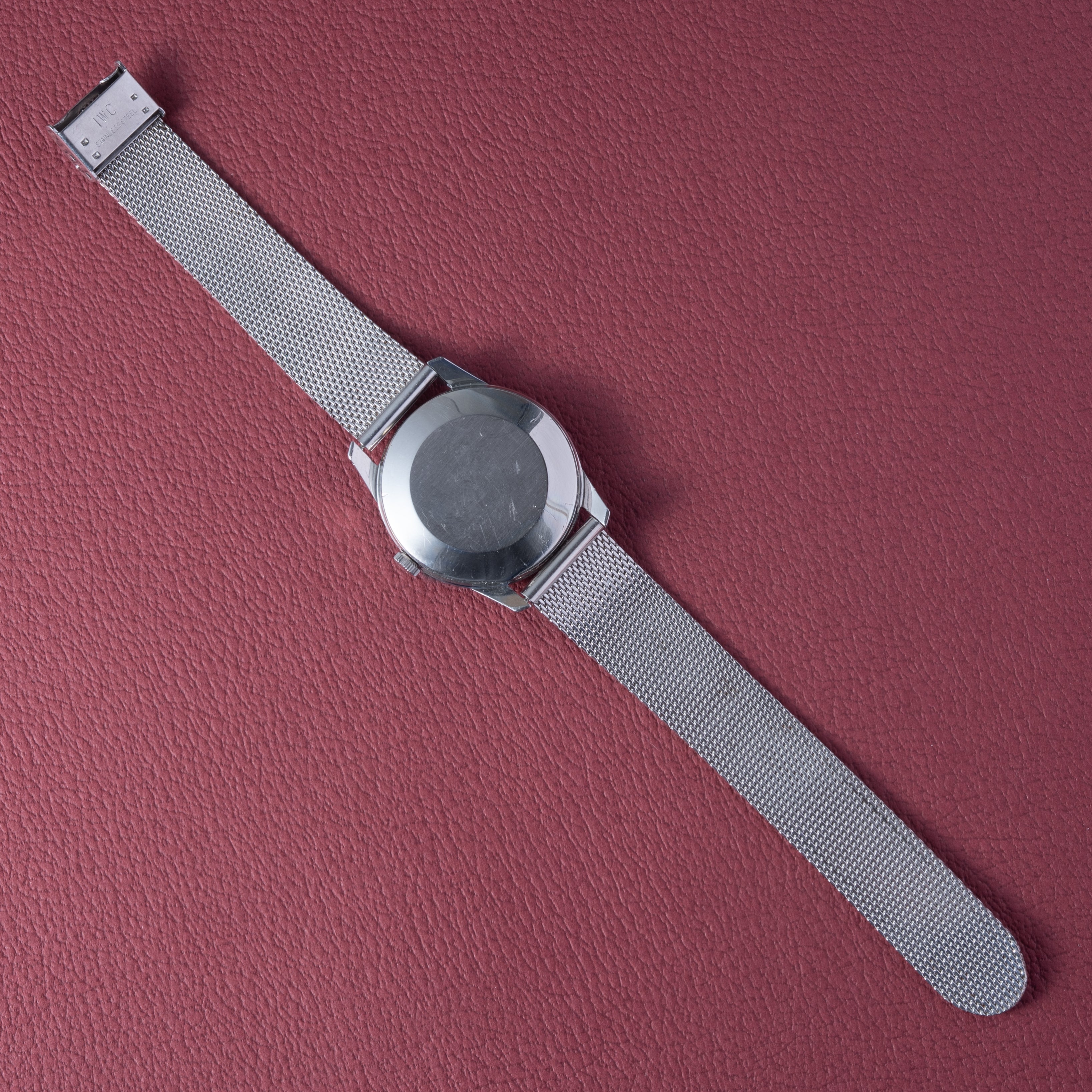 IWC ラウンドケース 1970年製(昭和45年製） Ref.R810A 純正メッシュブレス ペラトン式自動巻Cal.8541B