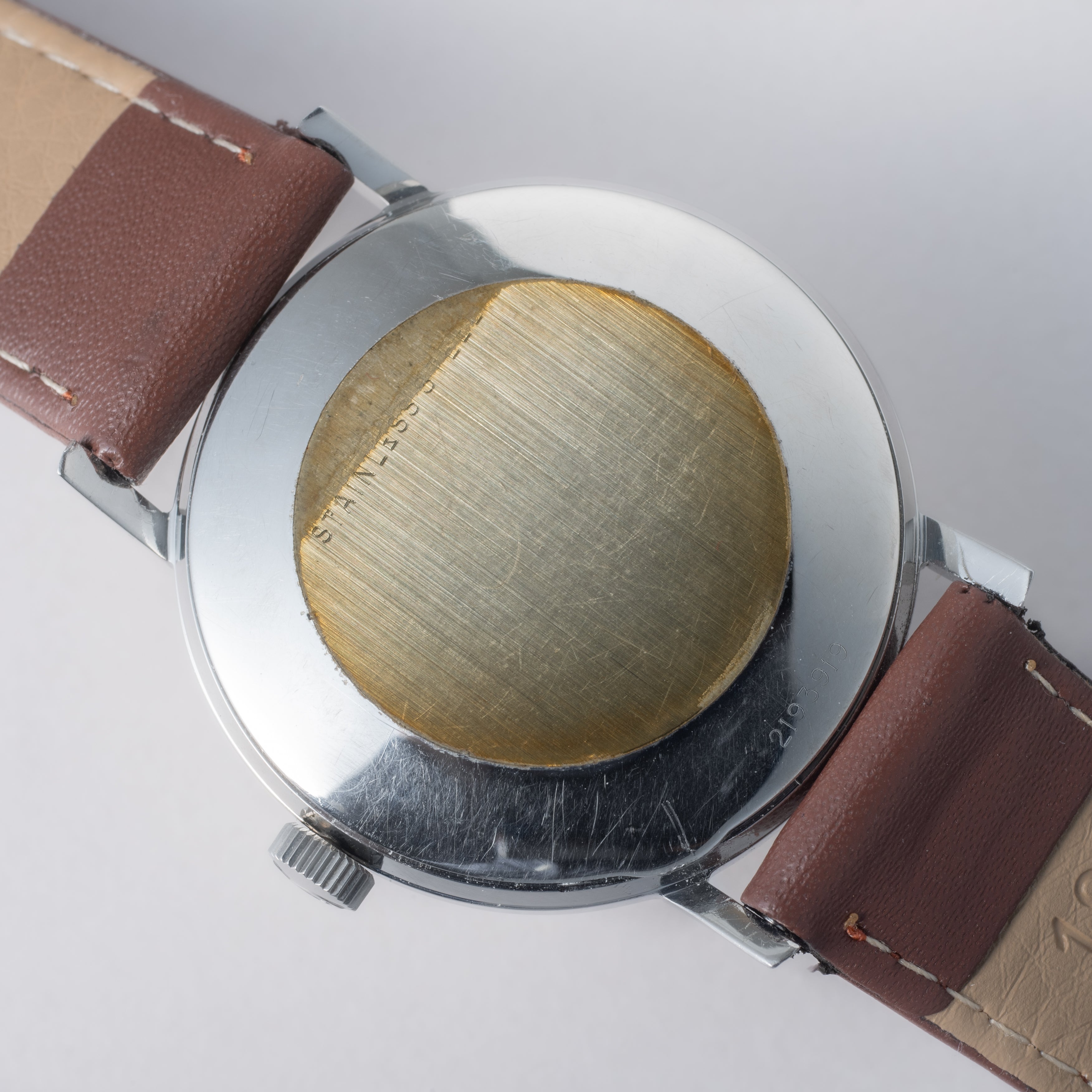 IWC ラウンドケース 1973年製 Ref.1818 手巻き Cal.89 シルバーダイヤル