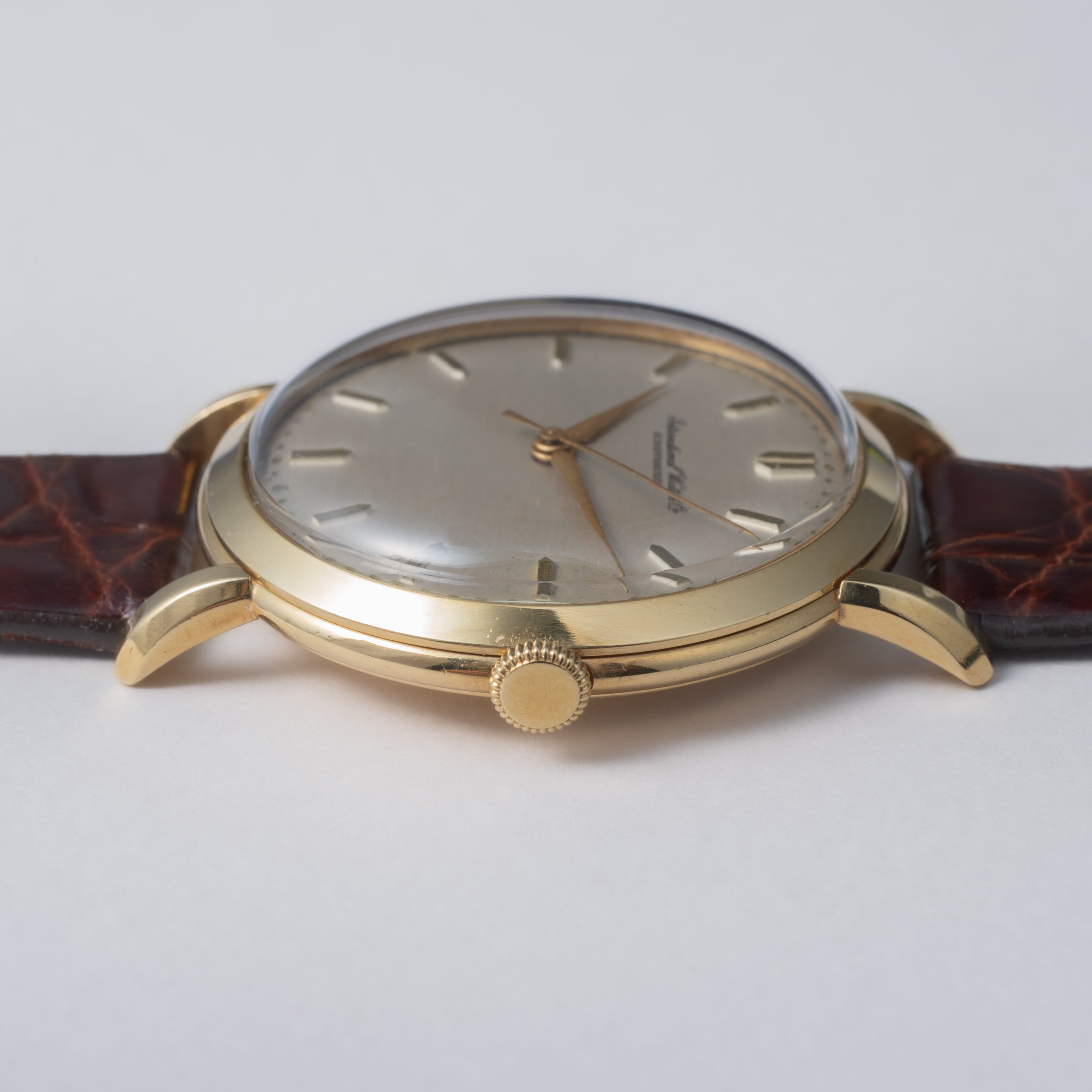 IWC ラウンドケース 18金無垢 手巻き 1955年製  Cal.89