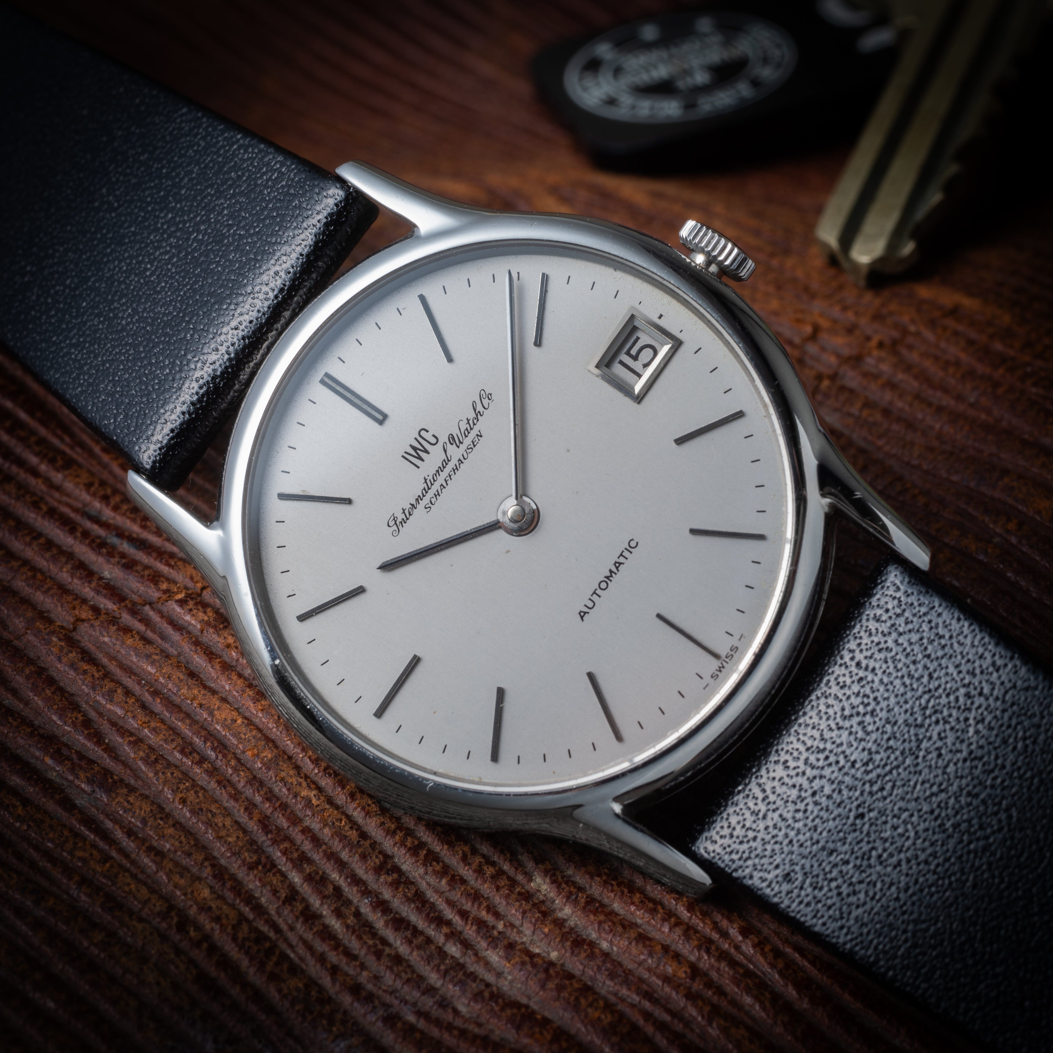 IWC	 ラウンドケース デイト 1979年製 ジャガールクルトムーブ 自動巻き Cal.3252