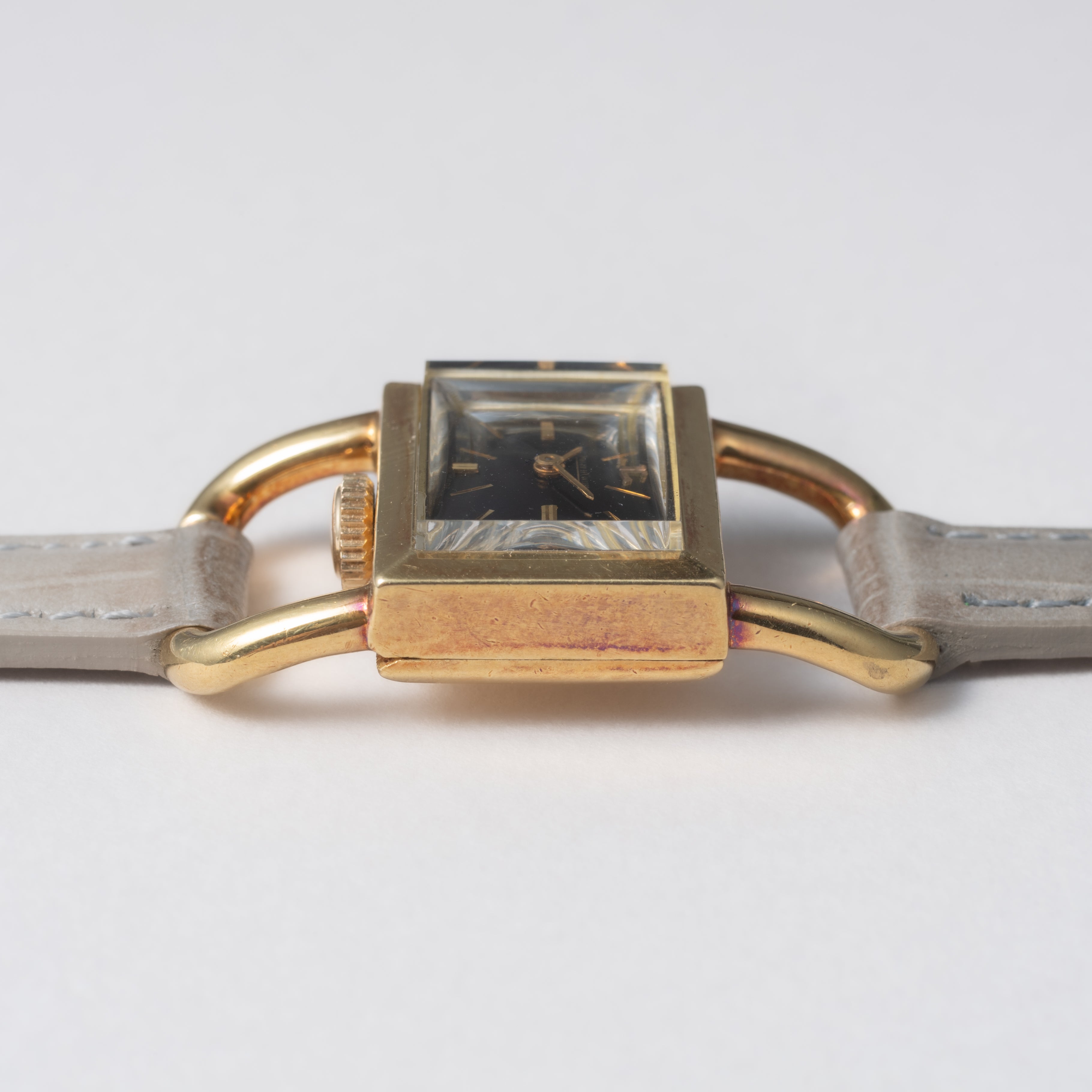 ジャガー・ルクルト 18金無垢レディースウォッチ エトリエ 1970年代製 ブラックダイヤル 手巻き