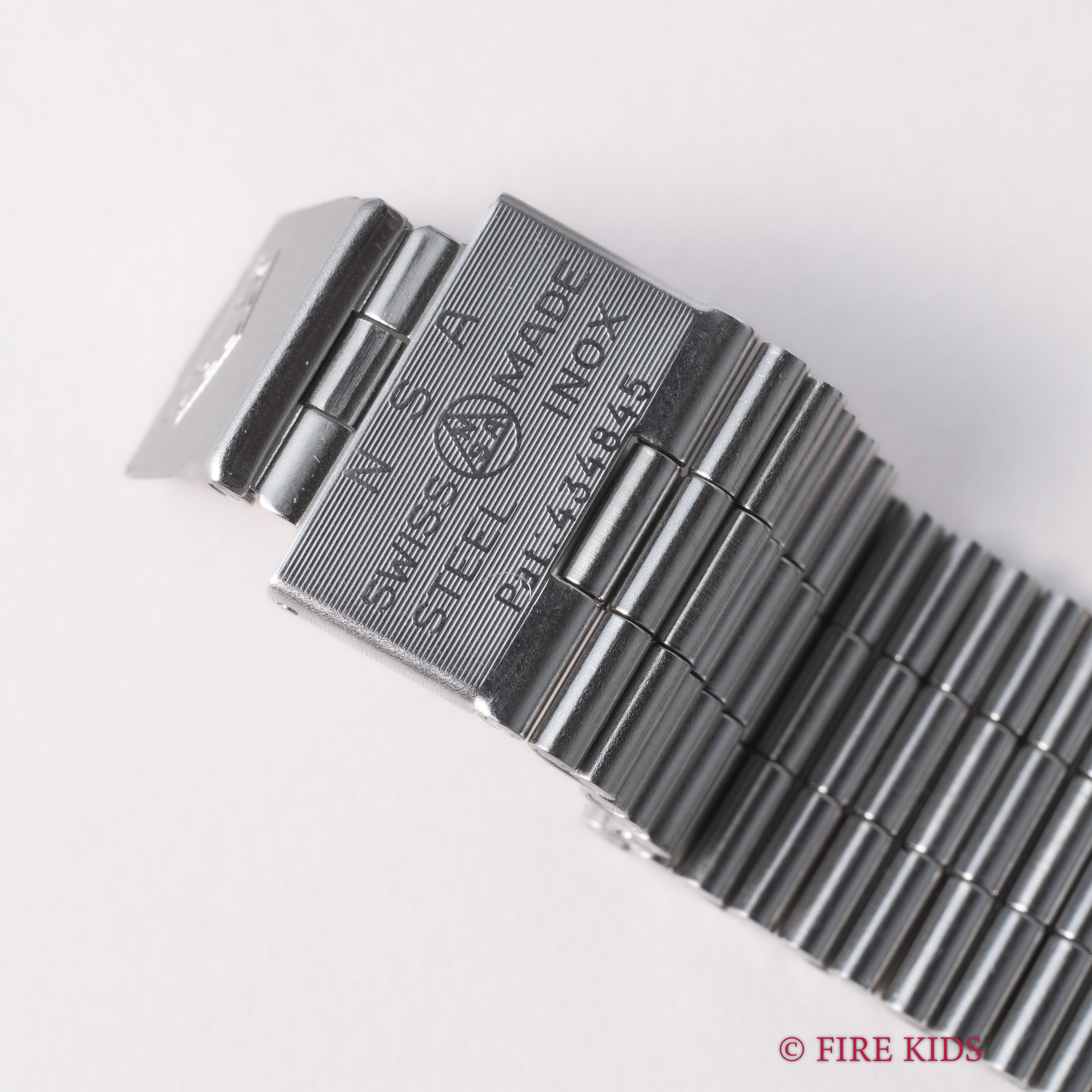 ホイヤー モナコ 1970年代製 自動巻きクロノグラフ グレーダイヤル Cal.12 純正ブレス付き