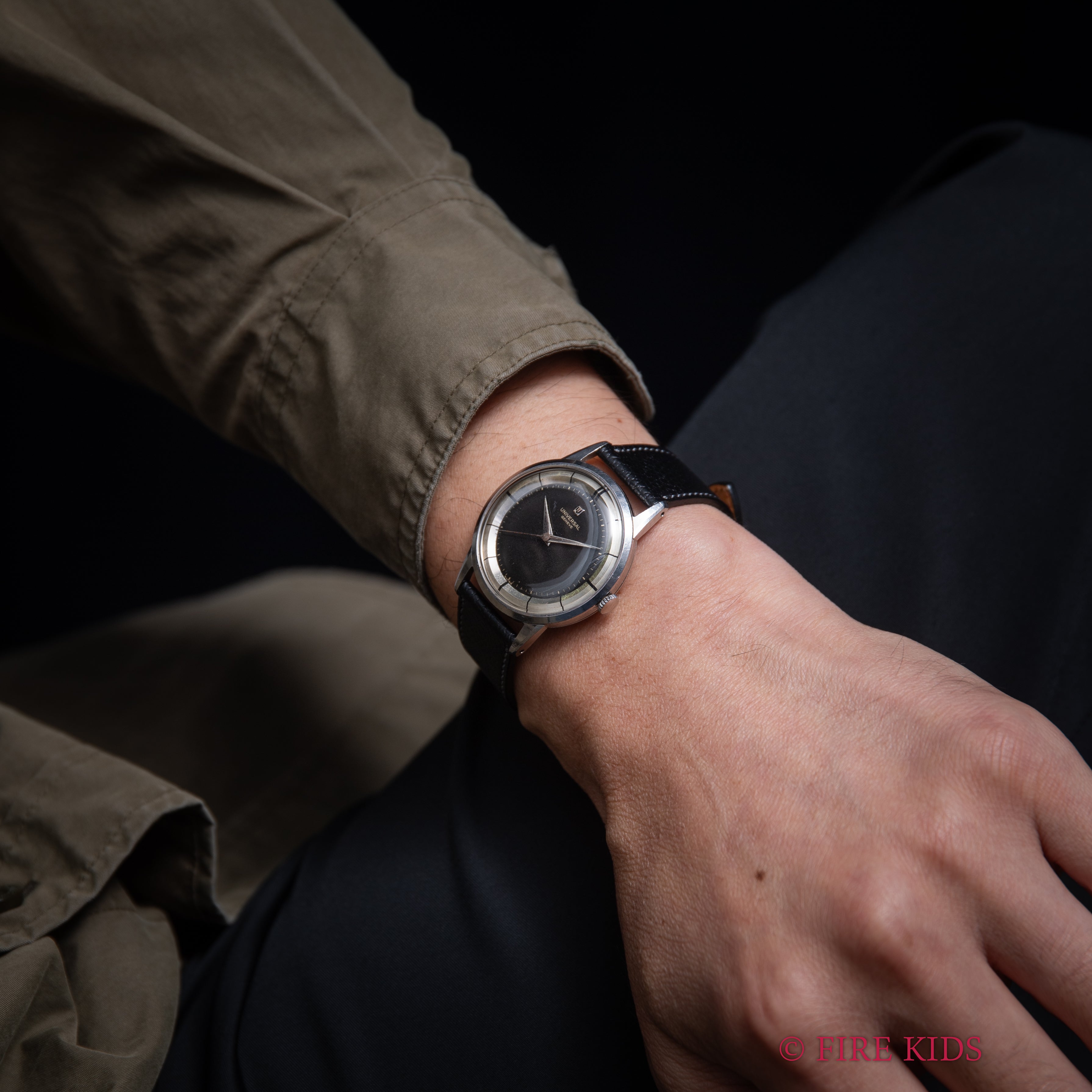 ユニバーサル・ジュネーブ タキシードダイヤル 1950年代製 手巻 Cal.332