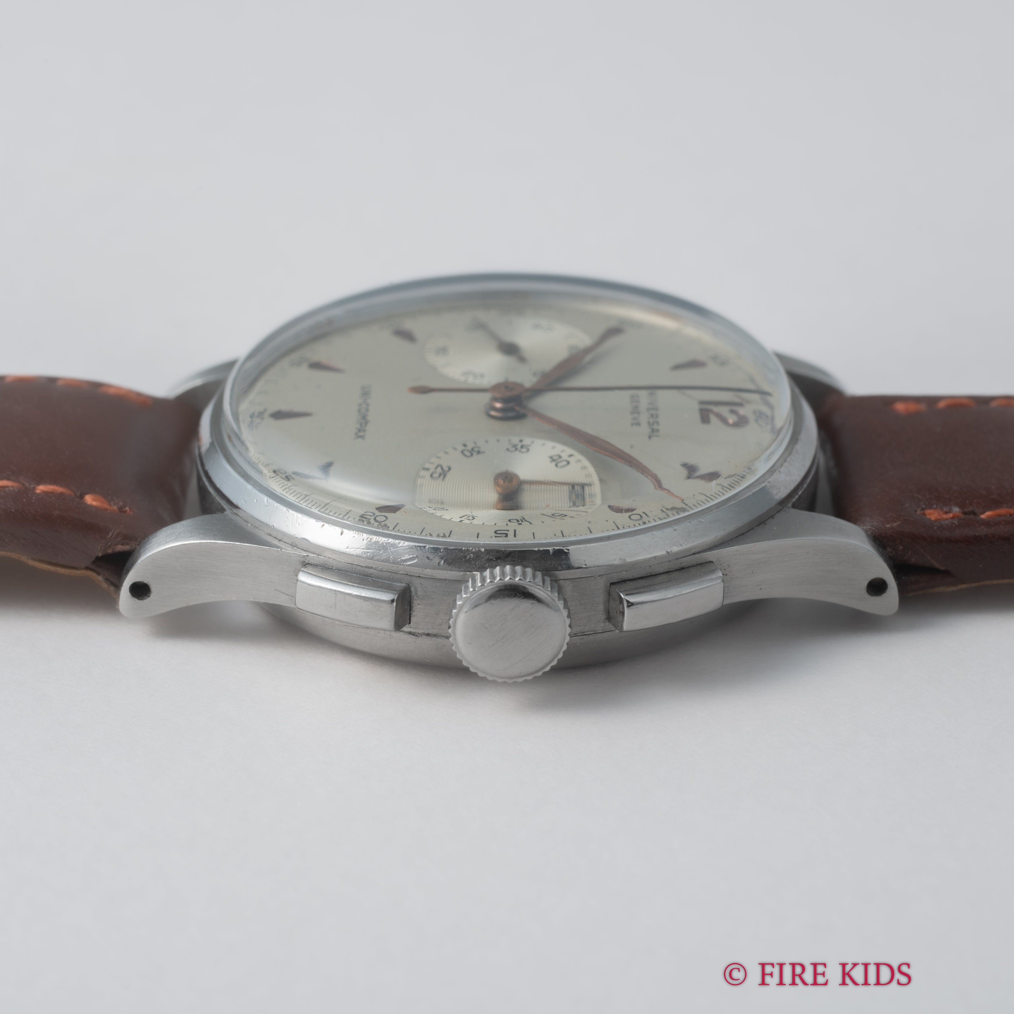 ユニバーサル・ジュネーブ ユニコンパックス 1940年代製 手巻 Cal.285 彫インデックス