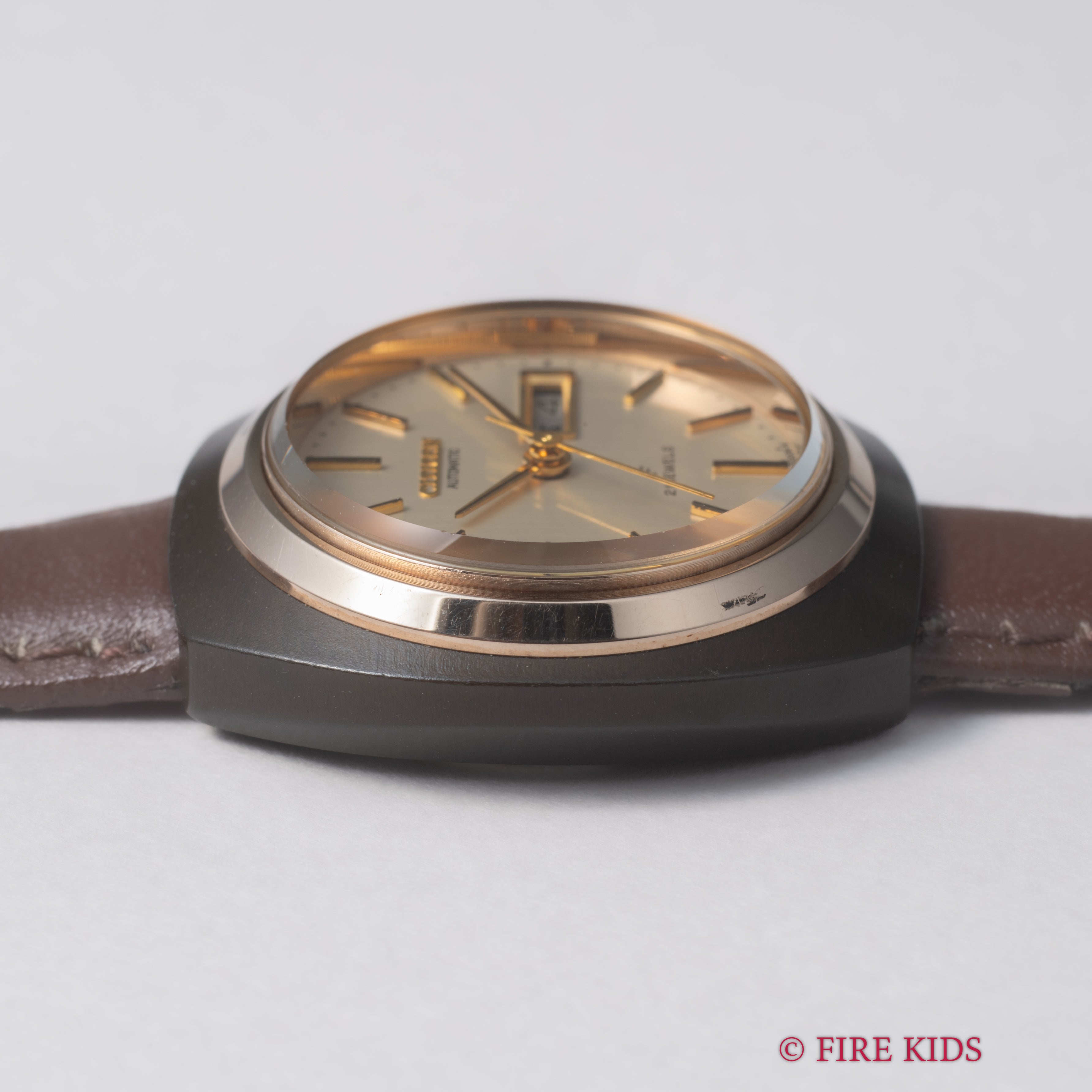 シチズン コスモスター 自動巻き 1976年製 レディース  ブラッキーケース