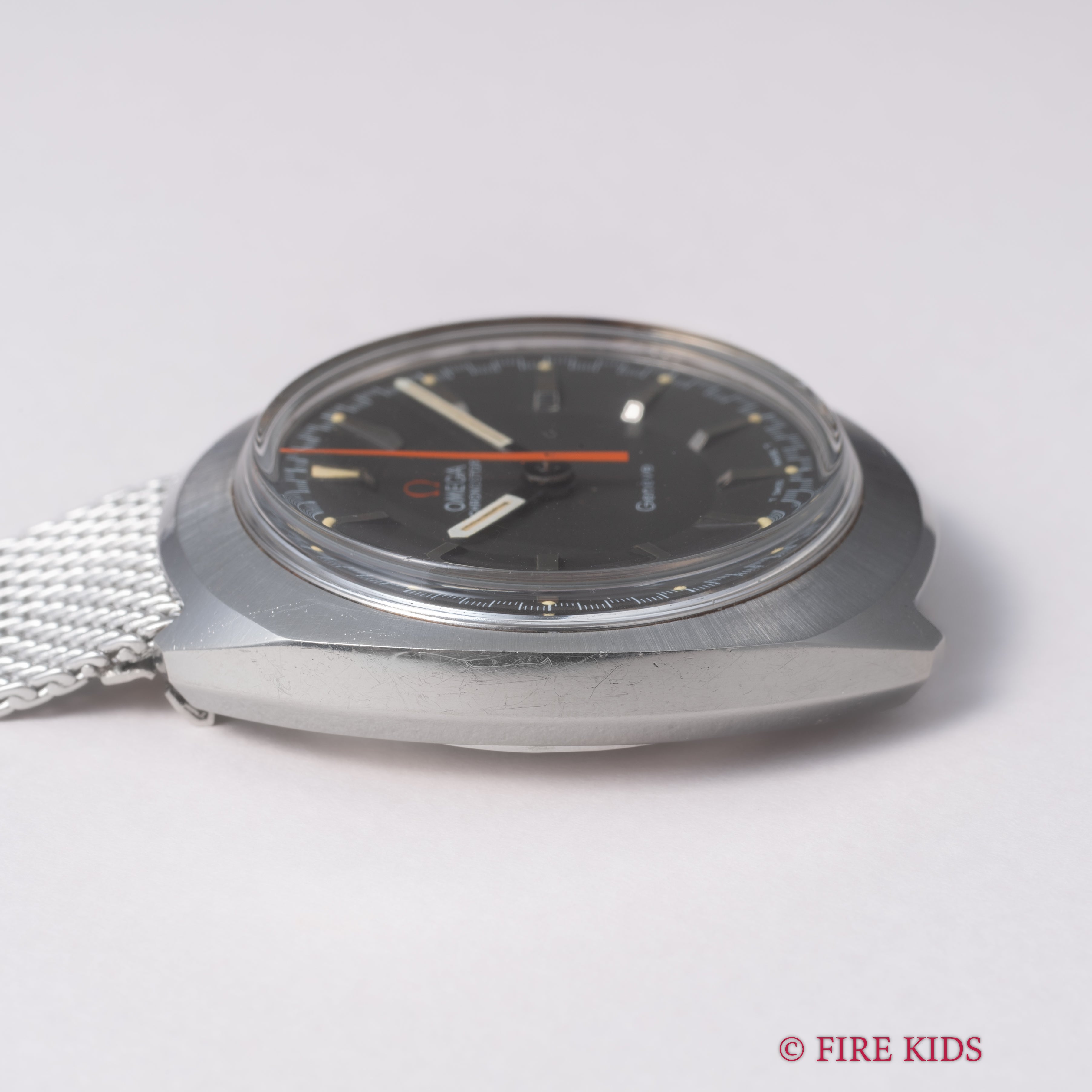 オメガ クロノストップ 1968年製 Ref.145.009 手巻 Cal.865 純正メッシュブレス