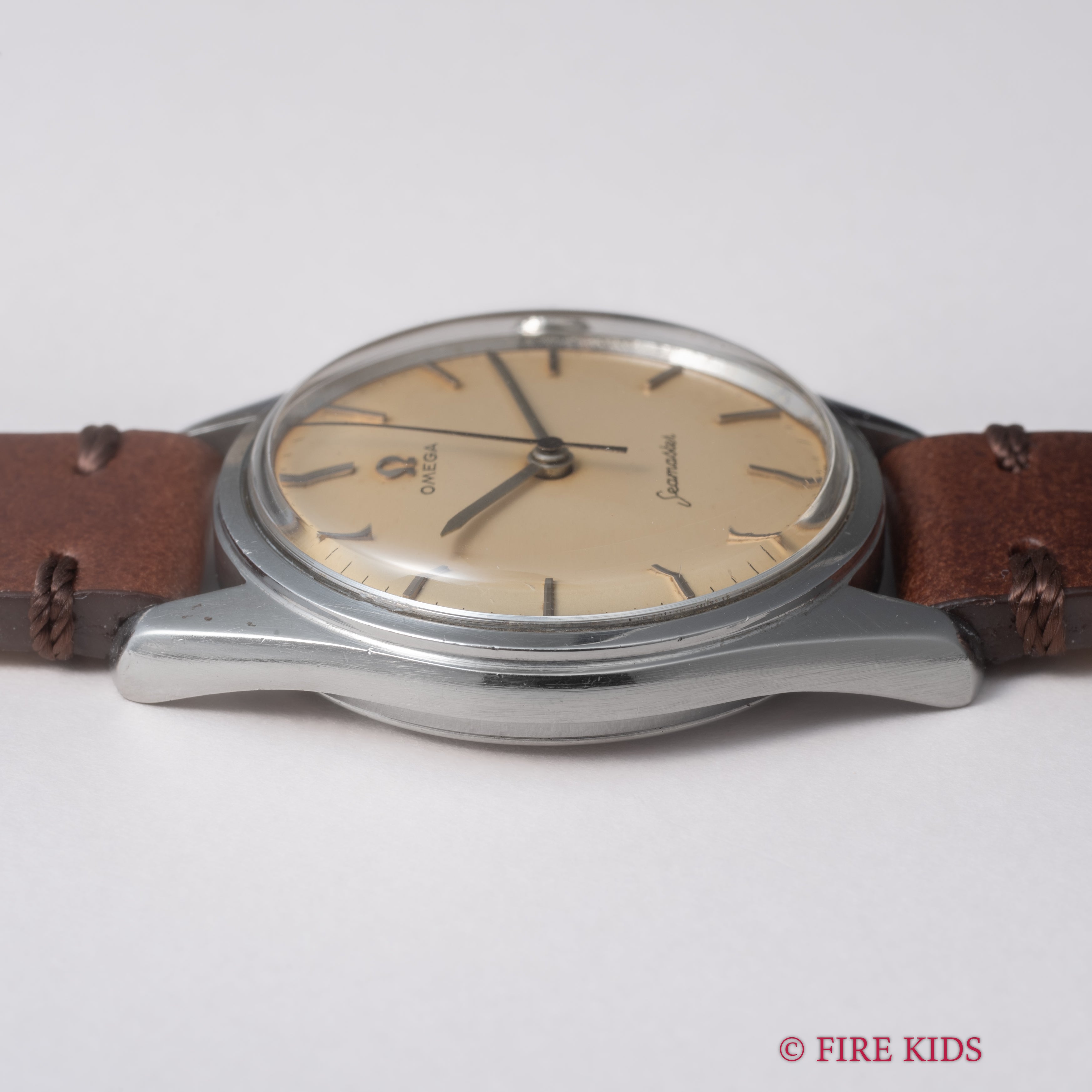 オメガ シーマスター Ref.2996-4SC 1960年製 Cal.285 手巻き 30㎜キャリバー ランチェロケース