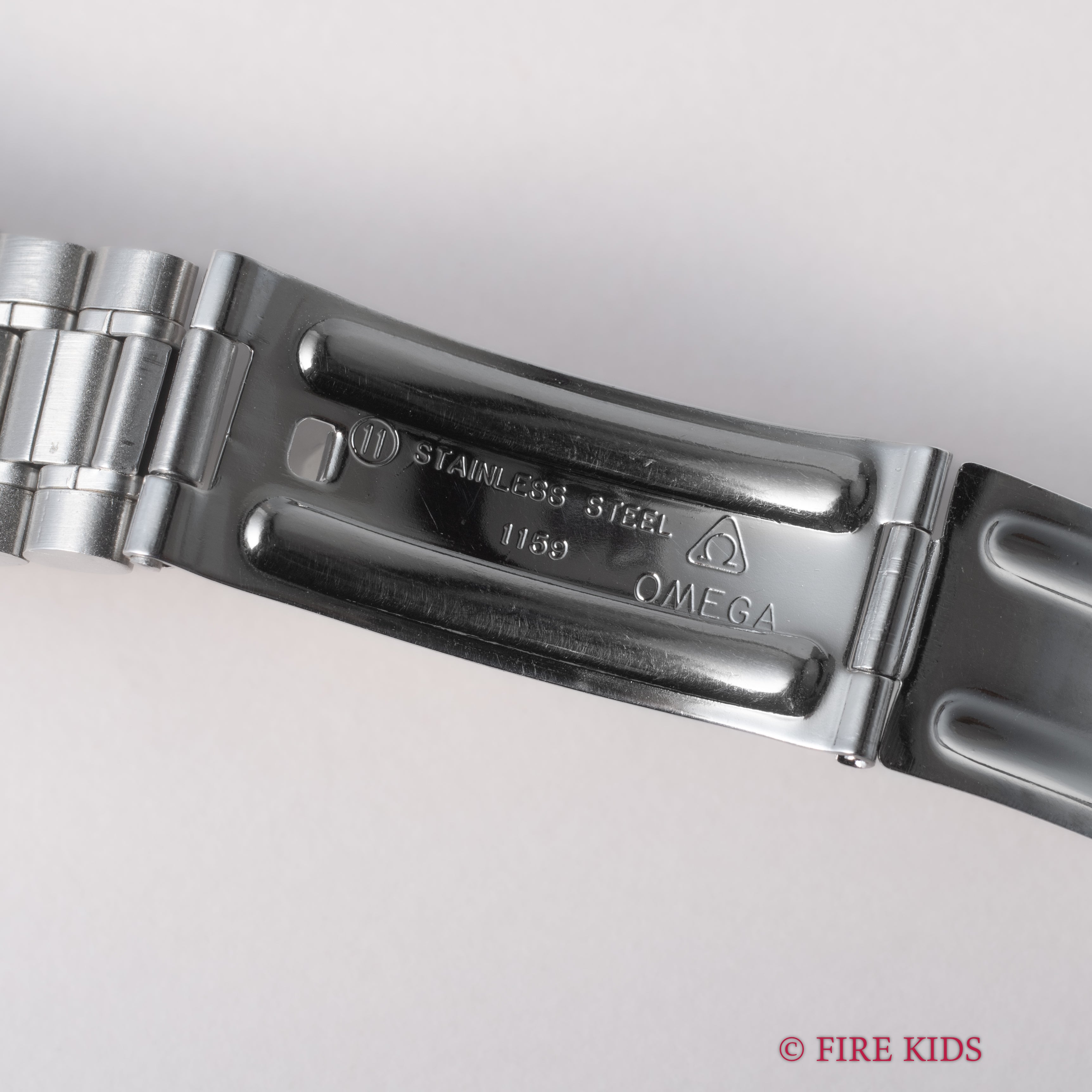 オメガ フライトマスター 後期型 1972年製 Ref.145.026 手巻クロノグラフ Cal.911 オレンジ針 純正ブレス