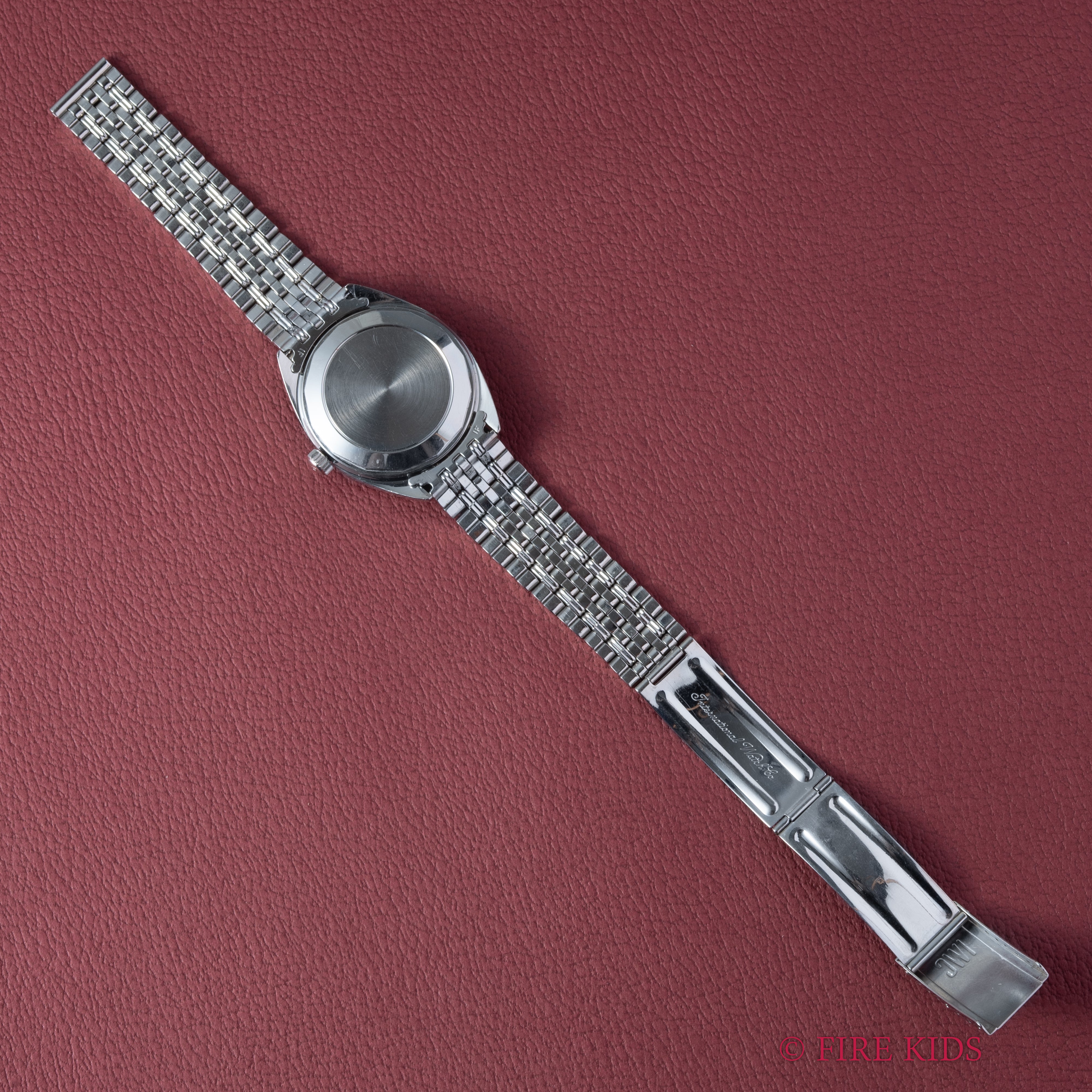 IWC ヨットクラブ Ref.811AD 1970年製 ペラトン式自動巻き Cal.8541B 純正ゲイフレアーブレス付き