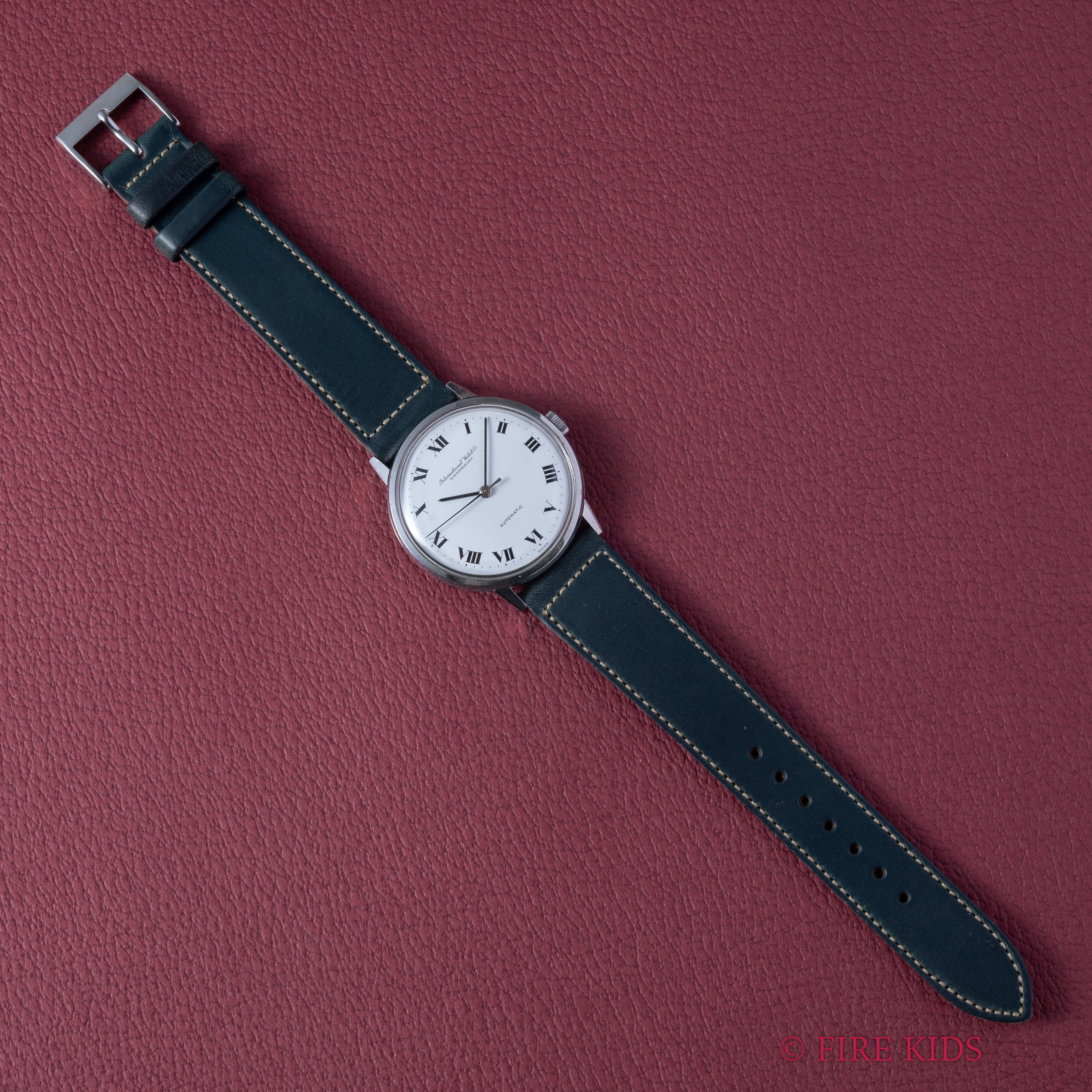 IWC ラウンドモデル オートマチック ホワイトローマンダイヤル 1965年製 お魚リューズ