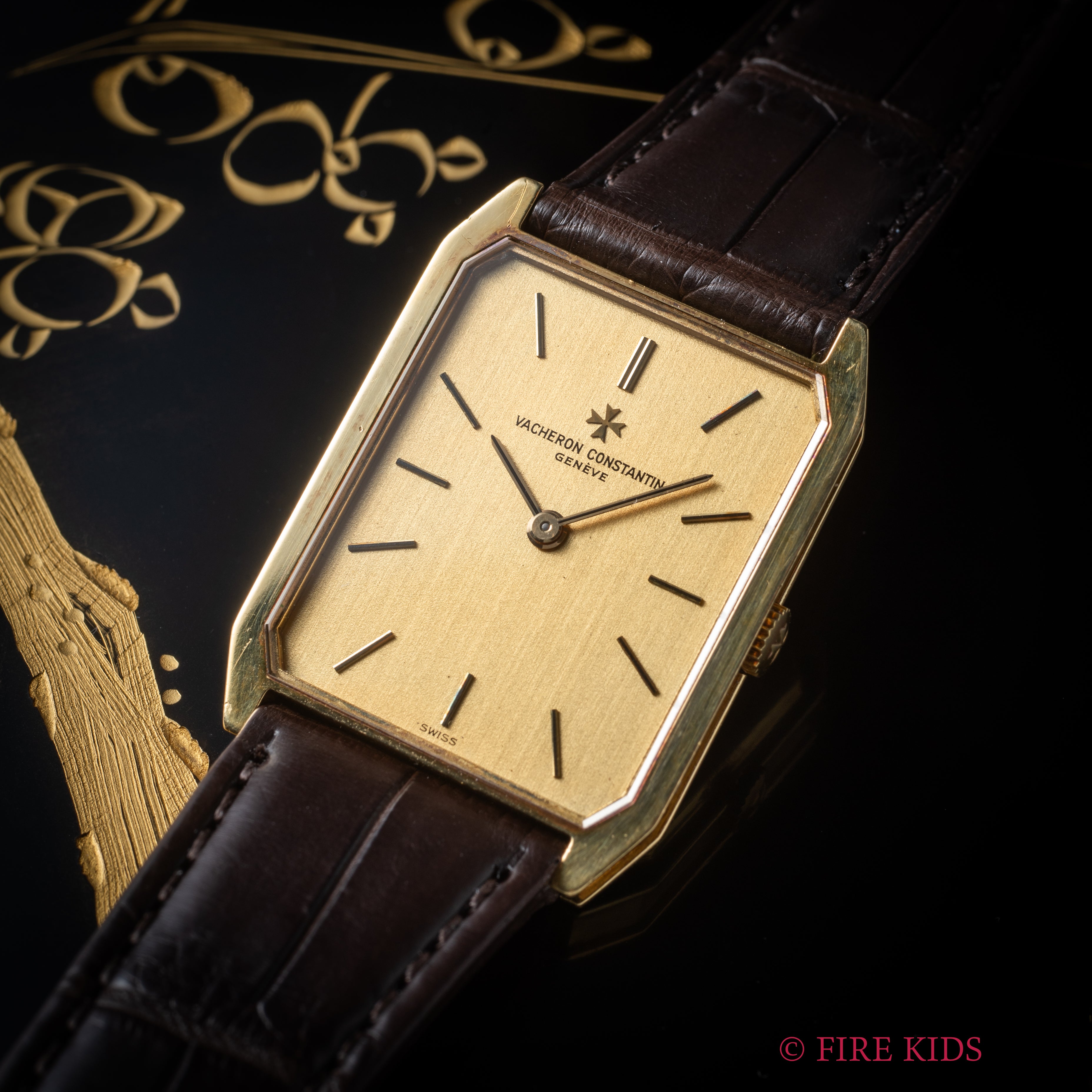 ヴァシュロンコンスタンタン スクエア 1980年代製 18金イエローゴールド Ref.39201 Cal.1015 純正18金尾錠付