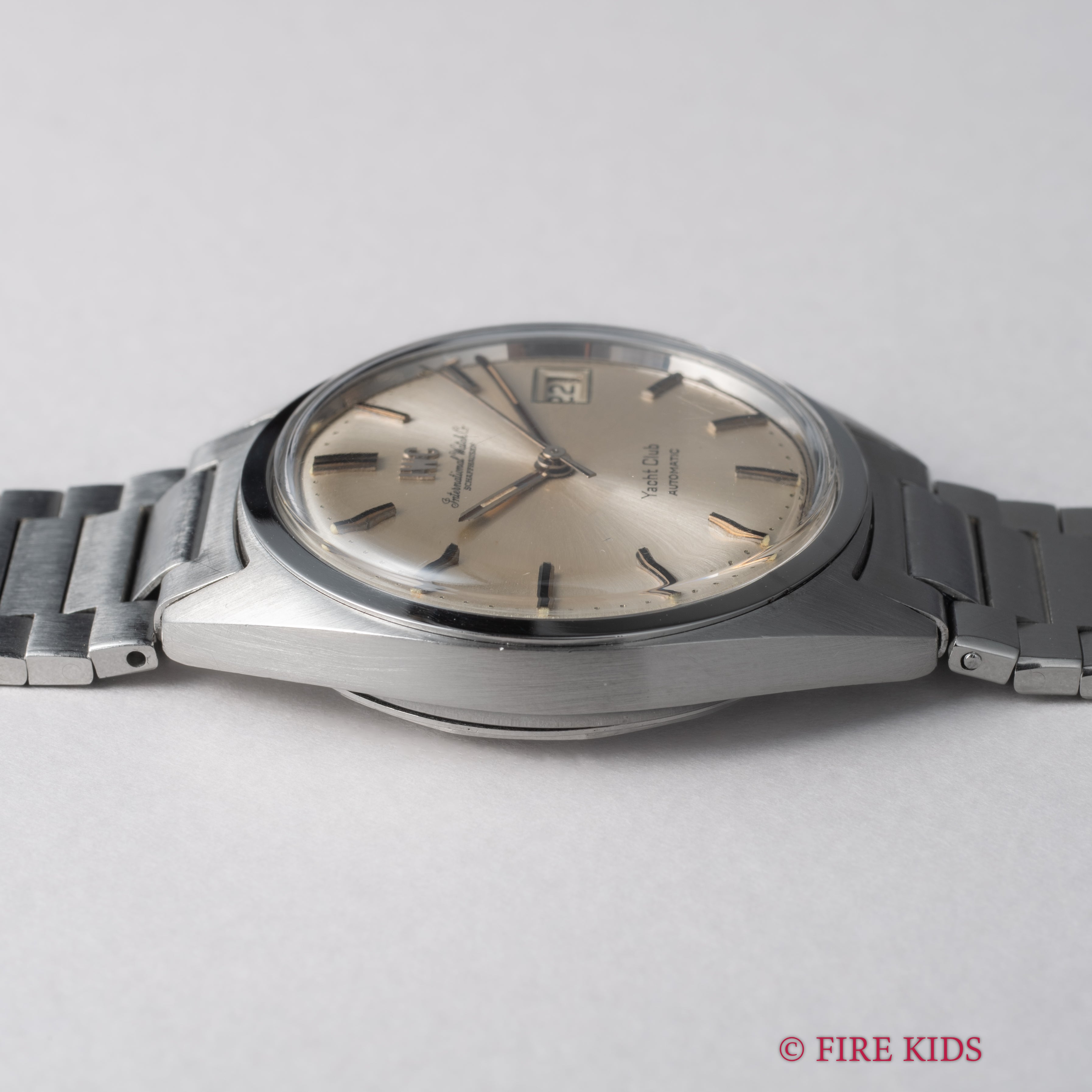 IWC ヨットクラブ 1967年製 Ref.R811A ペラトン式自動巻 Cal.8541 シルバーダイヤル 純正ブレス
