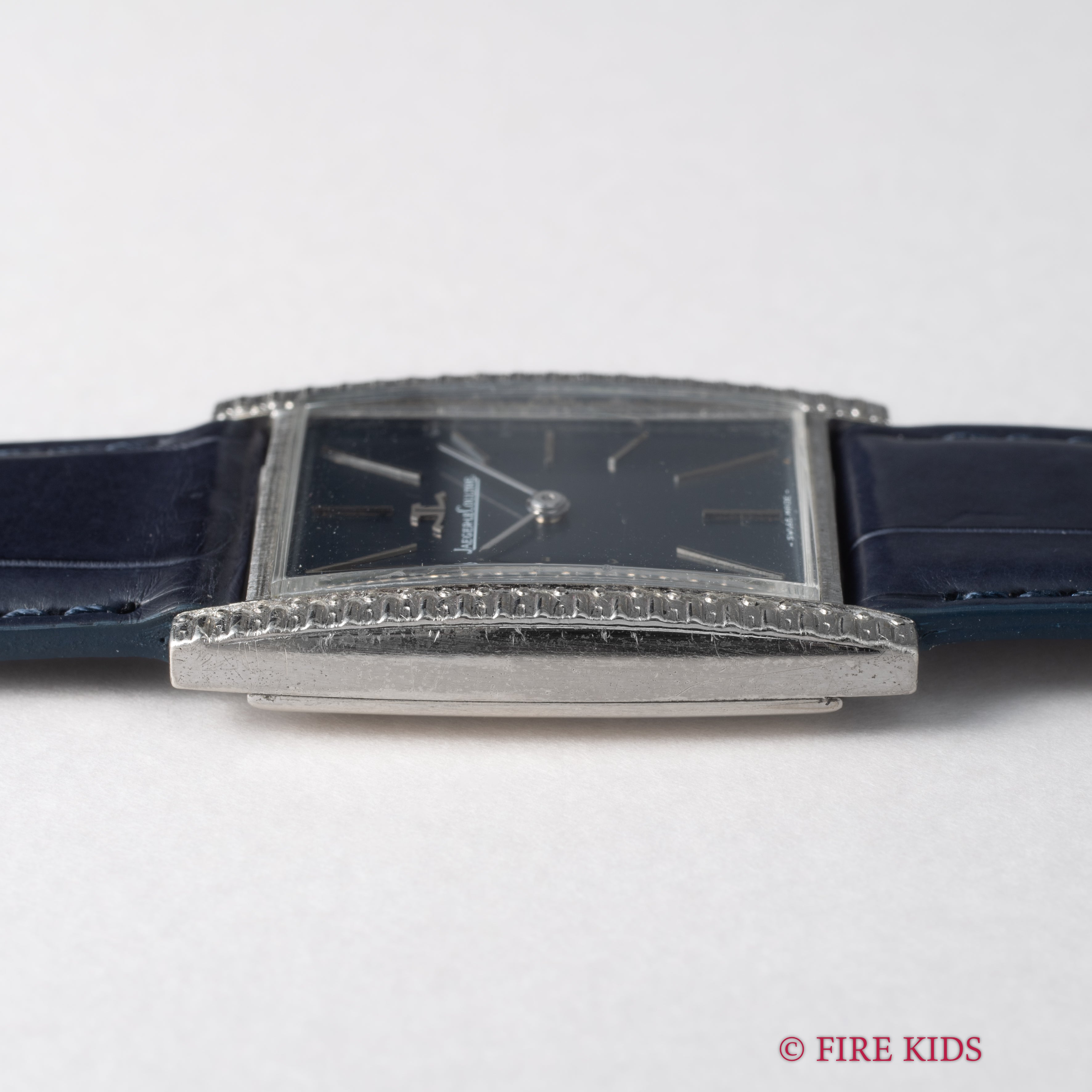 ジャガールクルト 1970年代製 ボーグ 銀無垢タンクケース ブルーダイヤル 手巻 cal.818/3