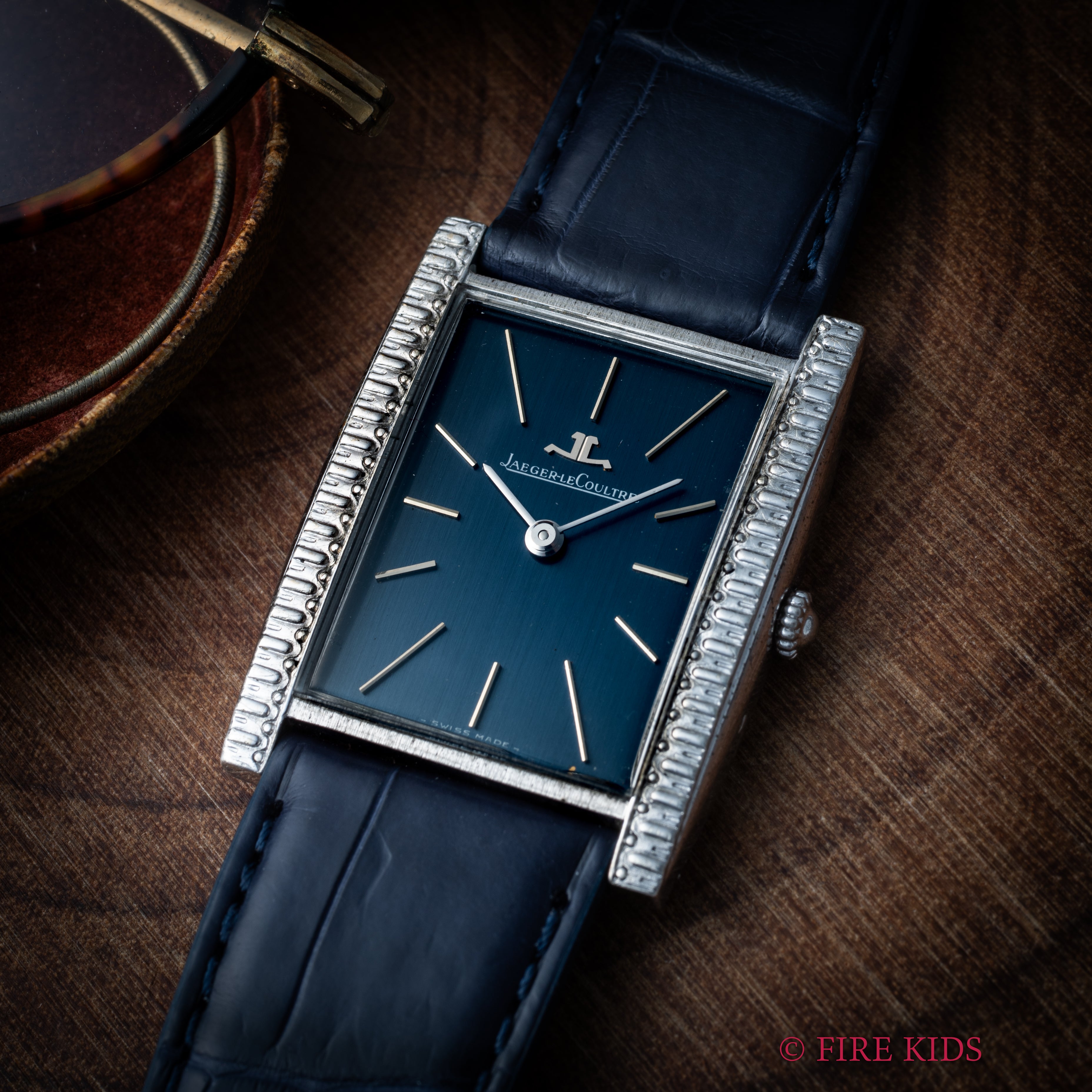 ジャガールクルト 1970年代製 ボーグ 銀無垢タンクケース ブルーダイヤル 手巻 cal.818/3