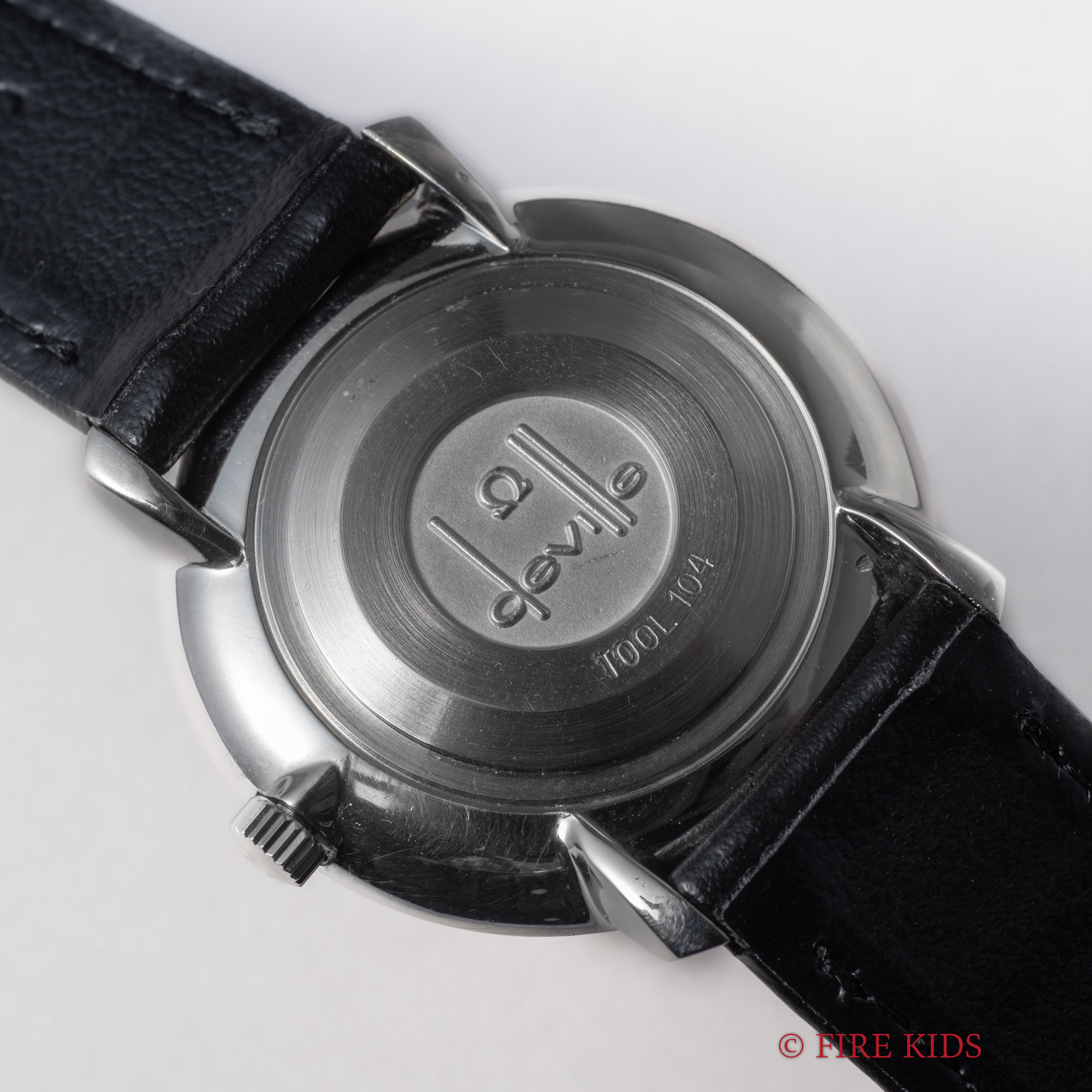 オメガ デ・ヴィル 1973年製 シルバーダイヤル 手巻き Ref.115.0001 Cal.625