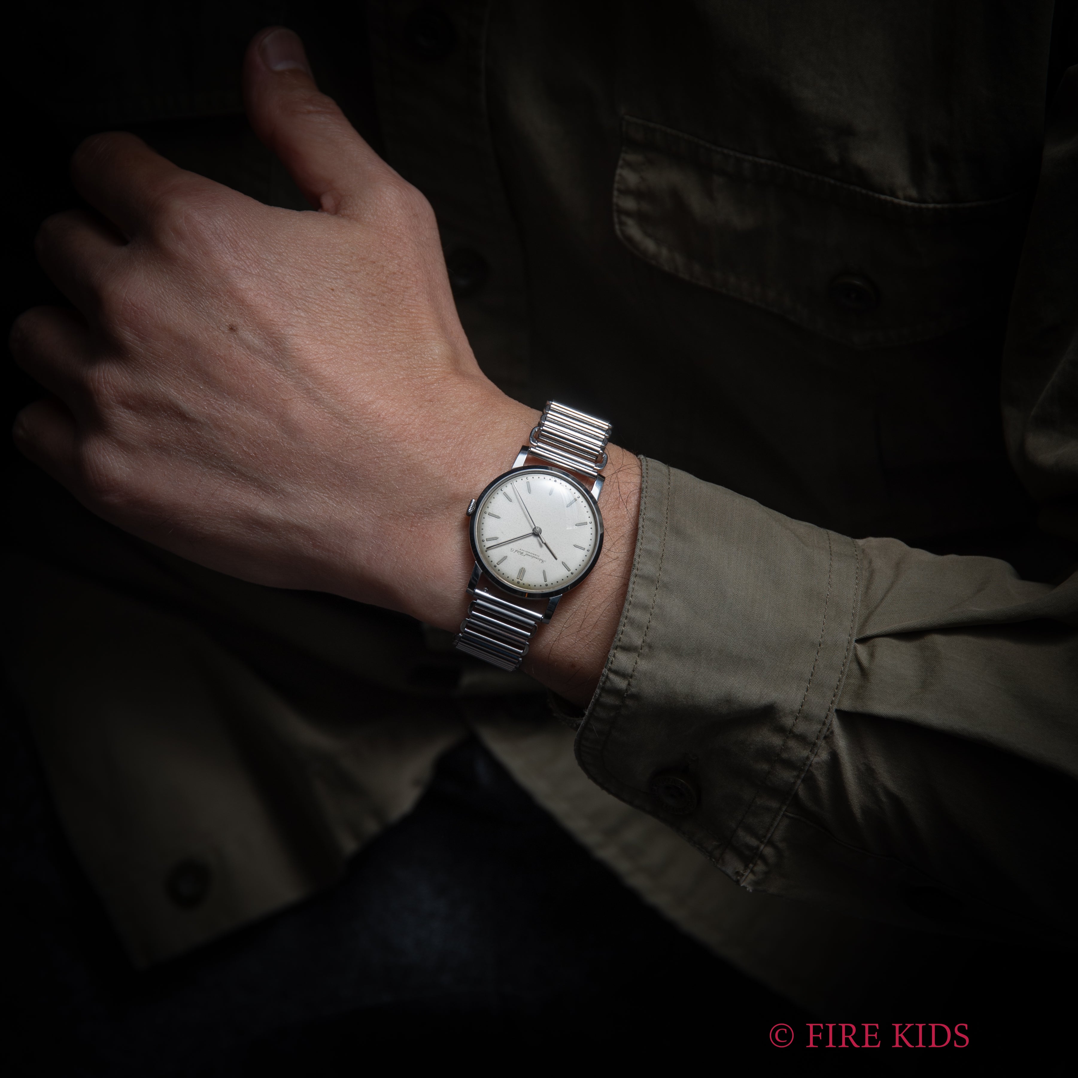 IWC ラウンドケース  砲弾インデックス 1956年製 手巻き Cal.401