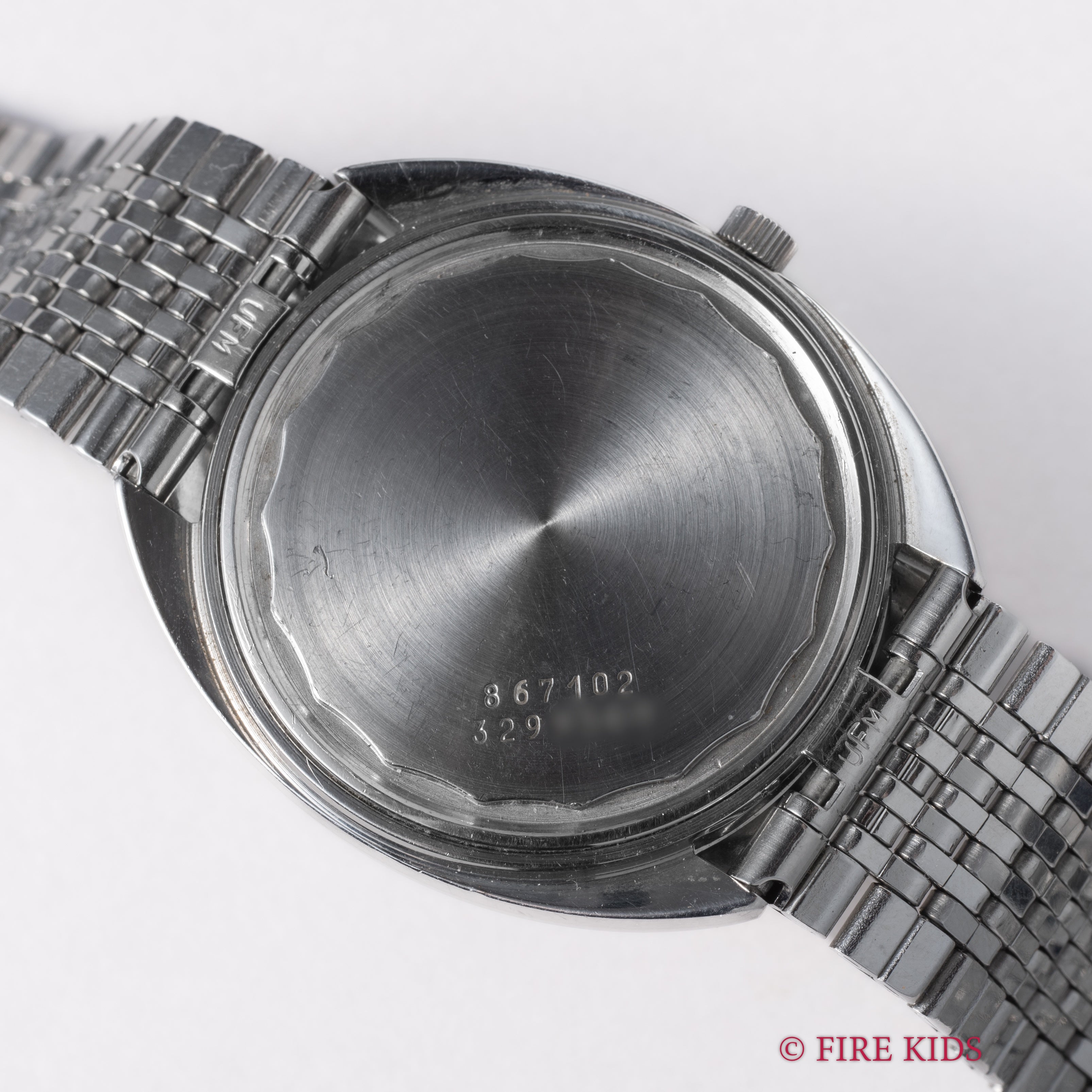 ユニバーサル・ジュネーブ ホワイトシャドウ 1970年代製 マイクローター自動巻き 純正ブレス